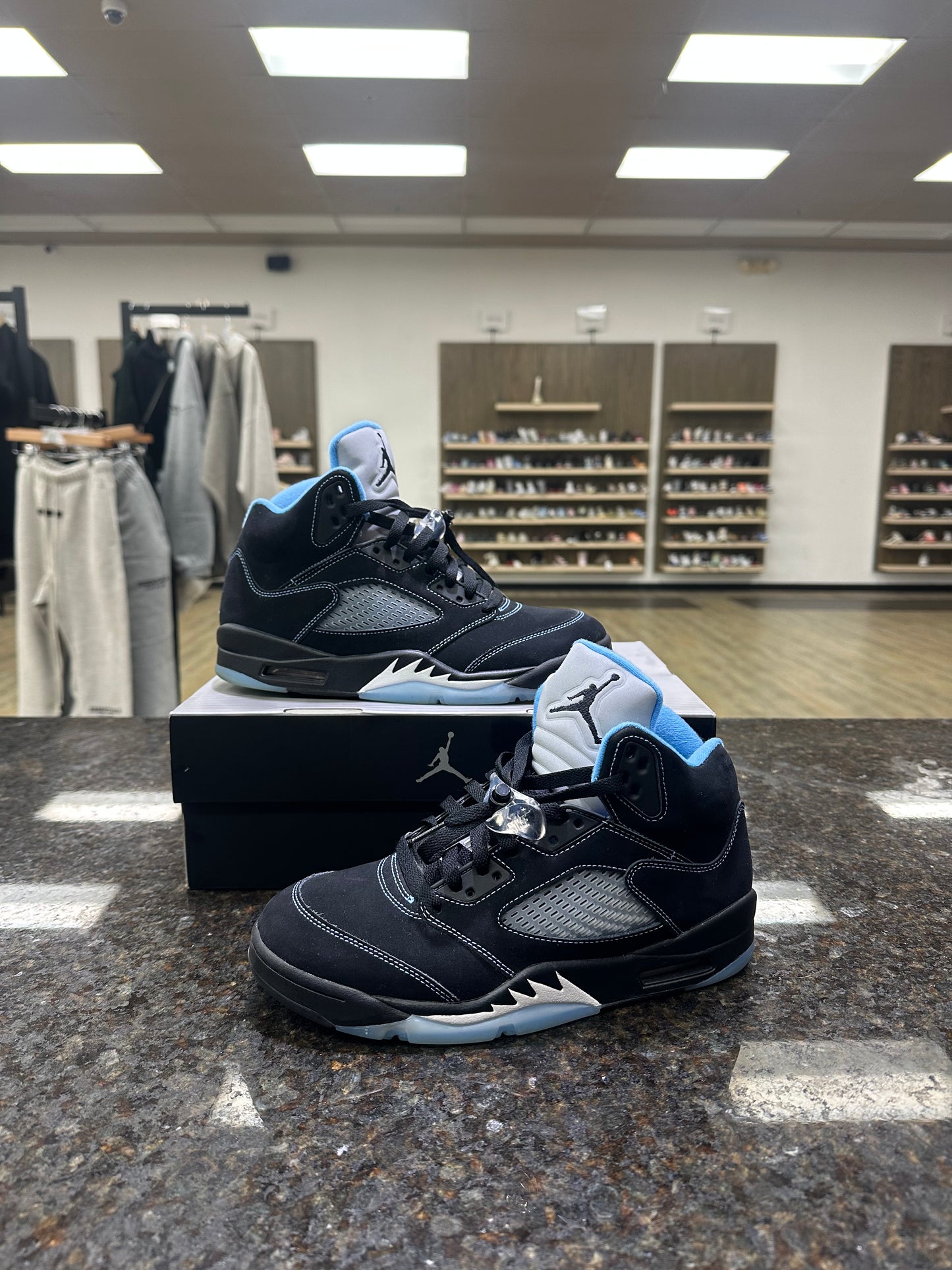 Jordan 5 Black University blue
