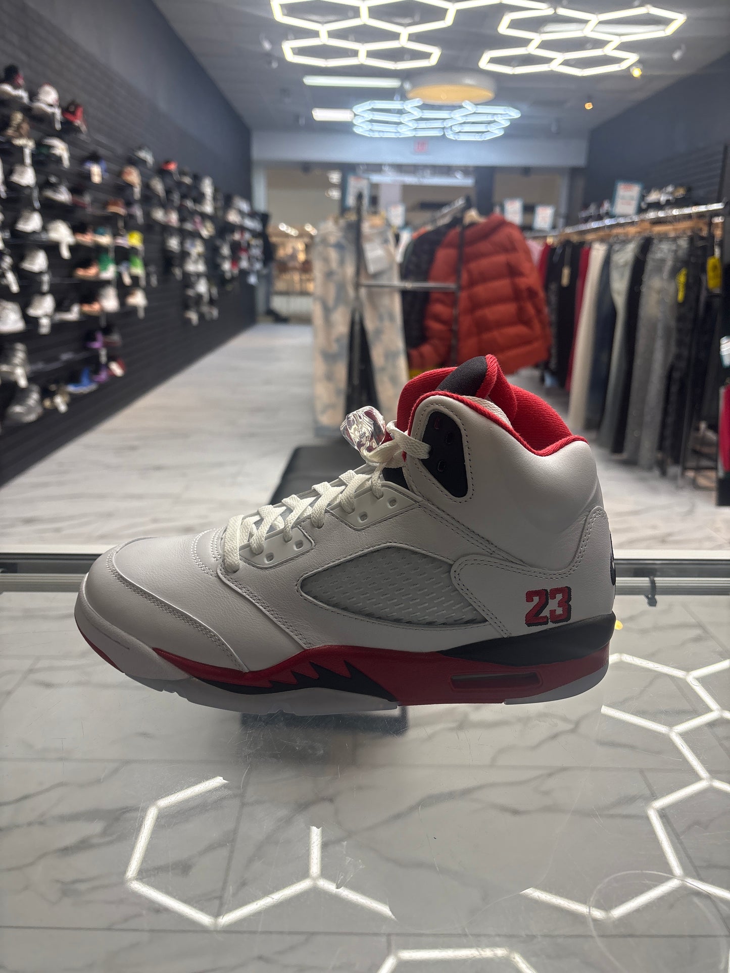 Jordan 5 ‘Fires Red’