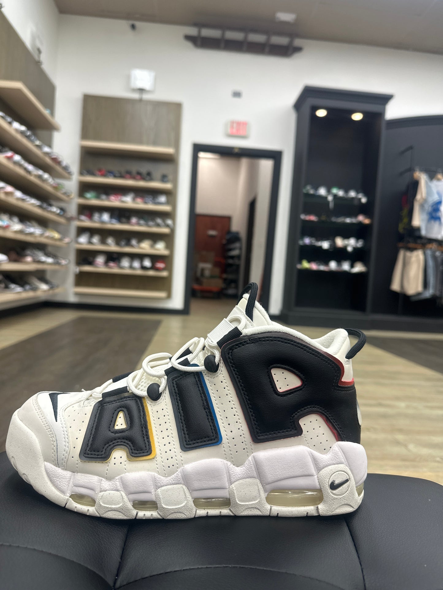 Air More Uptempo 96 Trading card Used
