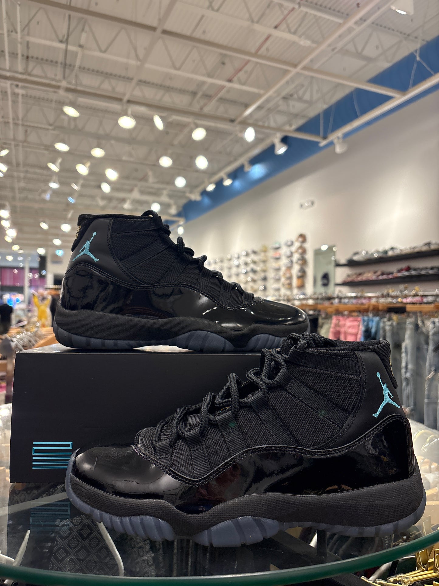 Jordan 11 Gamma Used with Box