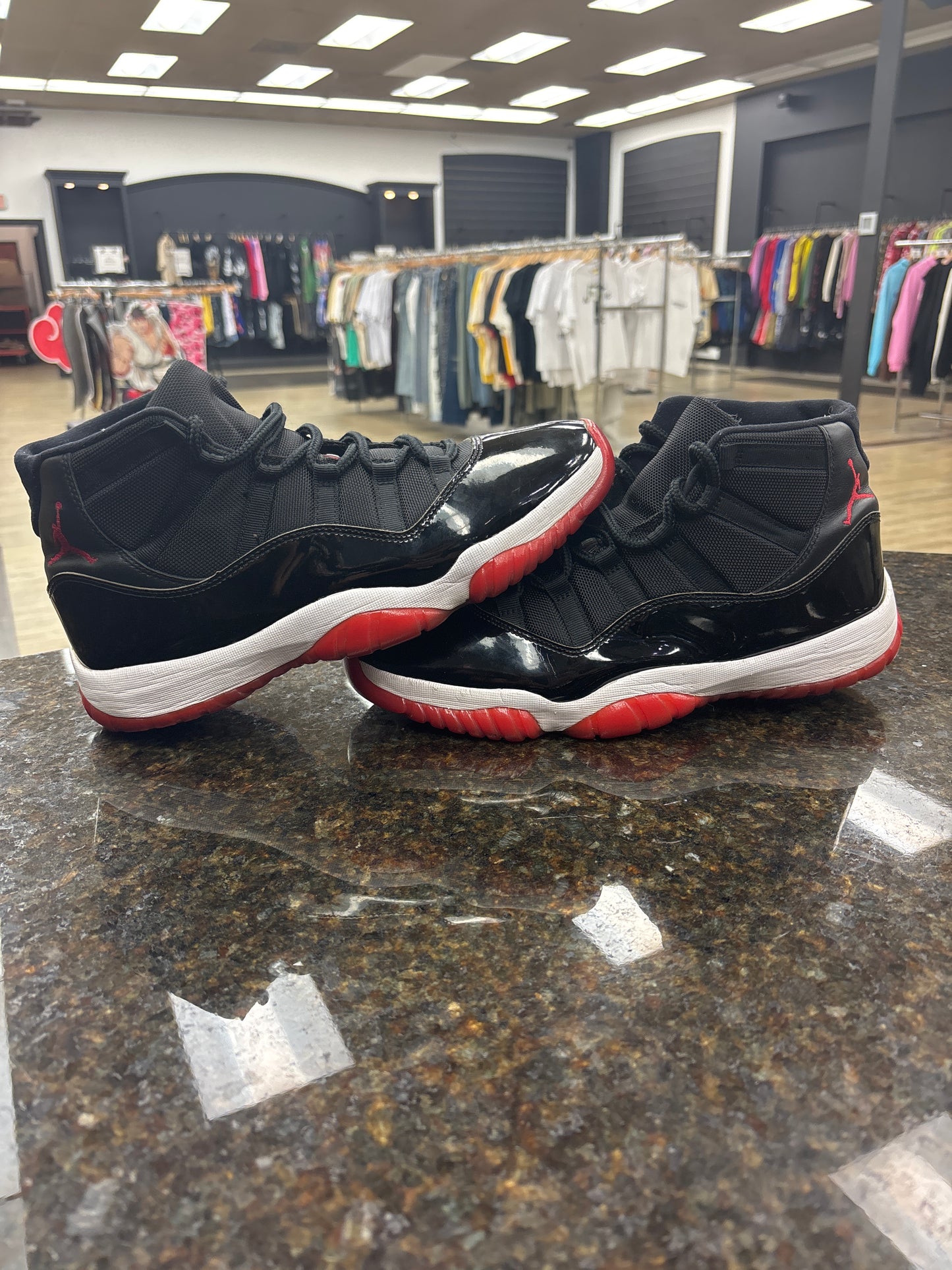 Jordan 11 Retro “Playoff Bred (2019)” Used W No Box