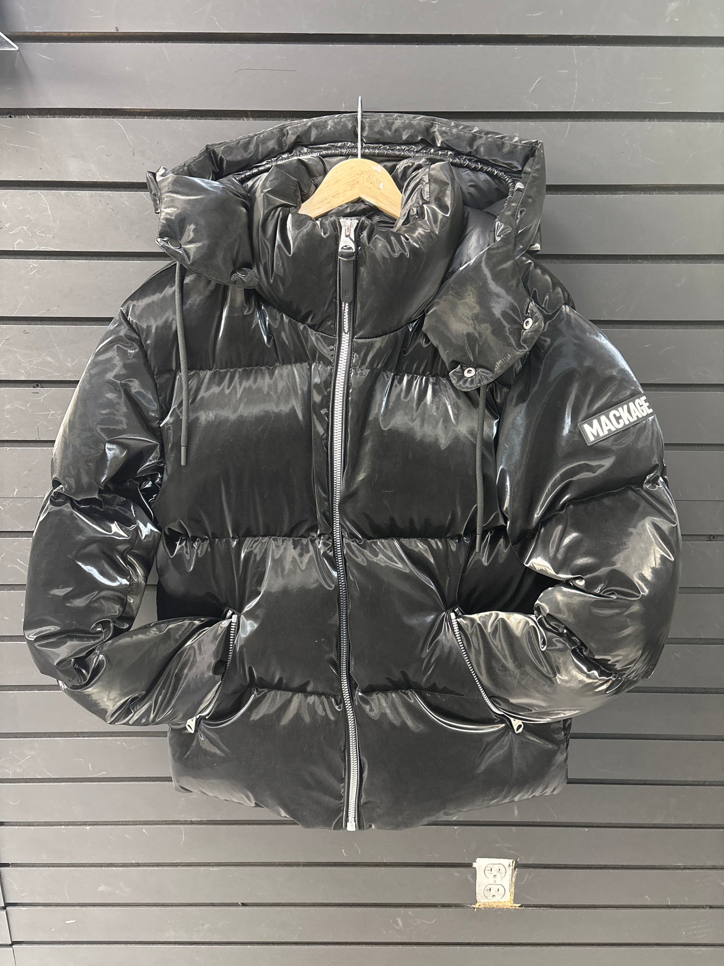 Mackage Black Glossy Puffer USED