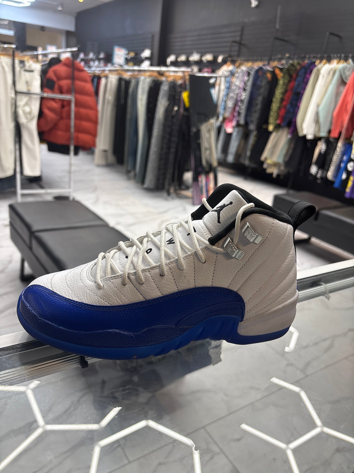 Jordan 12 blueberry USED WITH BOX