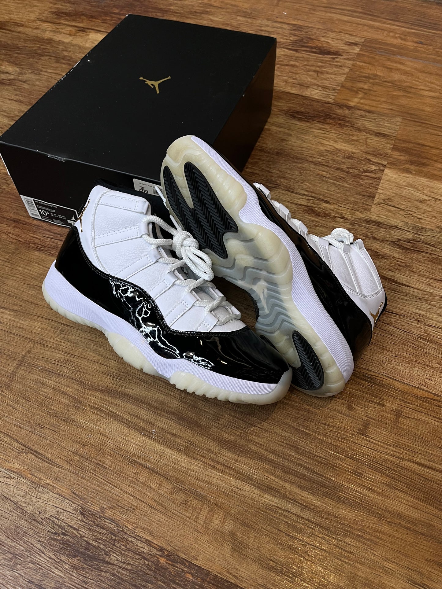 Jordan 11 DMP gratitude pre-owned with box