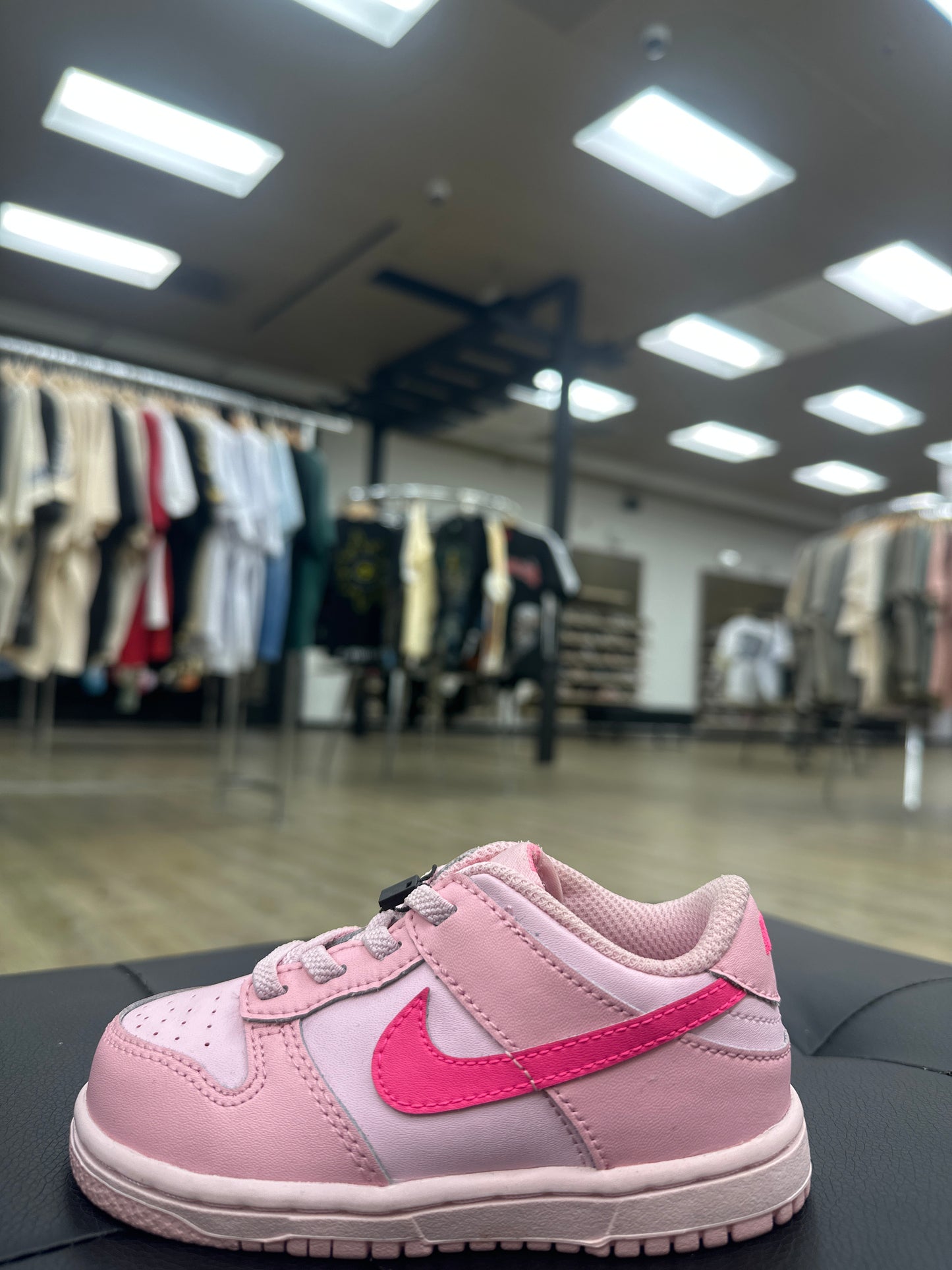 Dunk Low Triple Pink TD