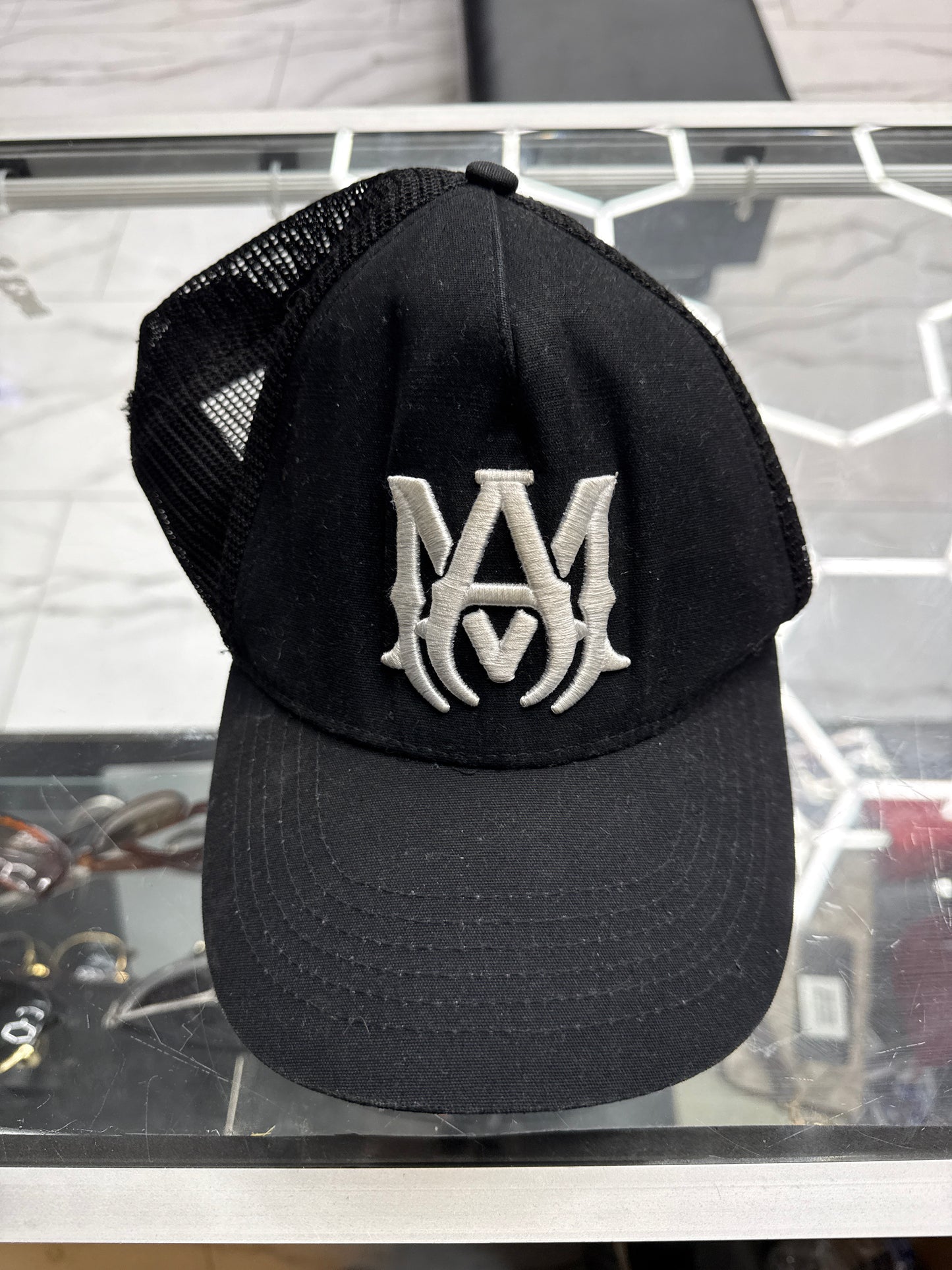 Amiri Hat
