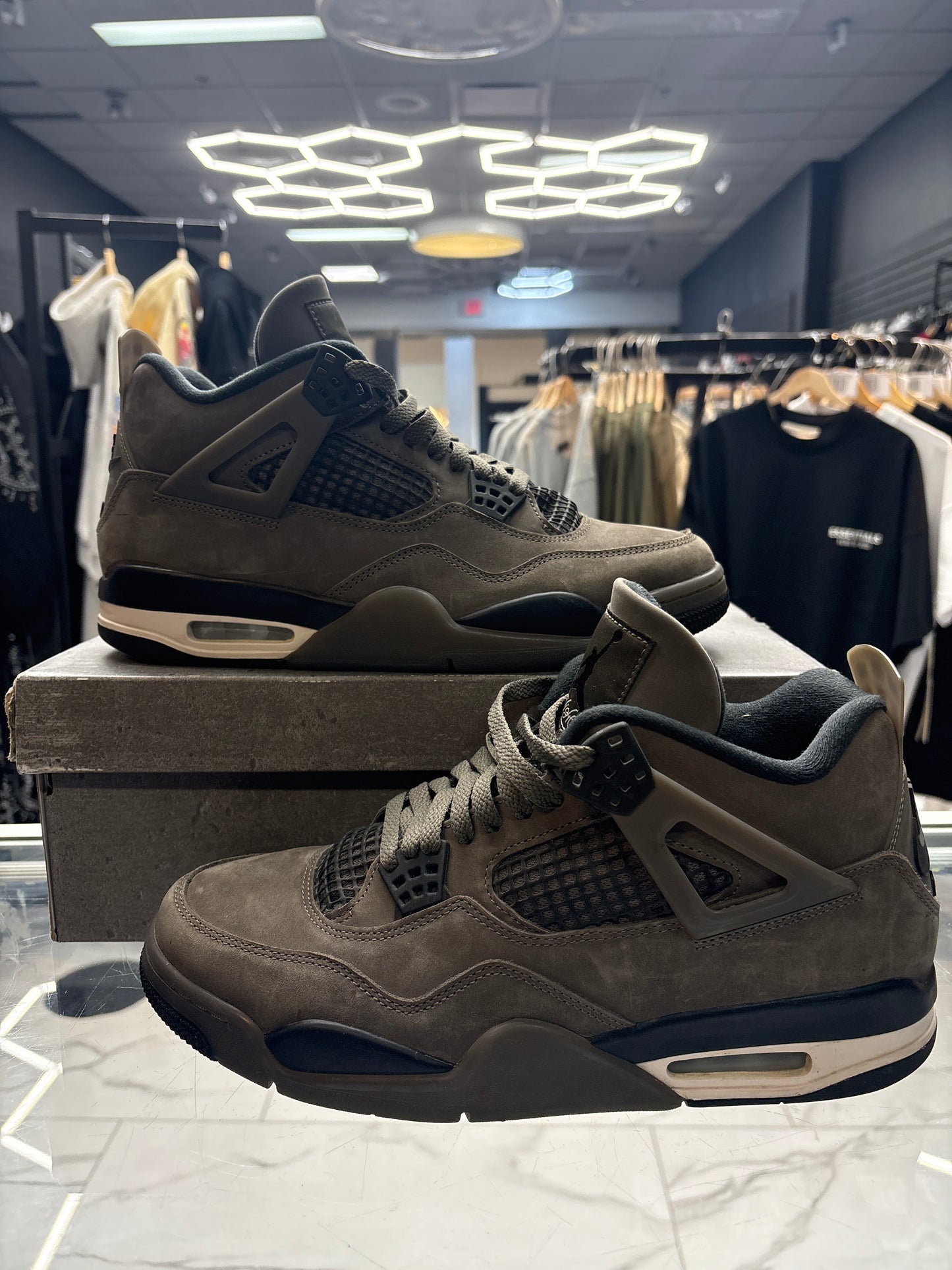 Jordan 4 Cavestone USED W BOX