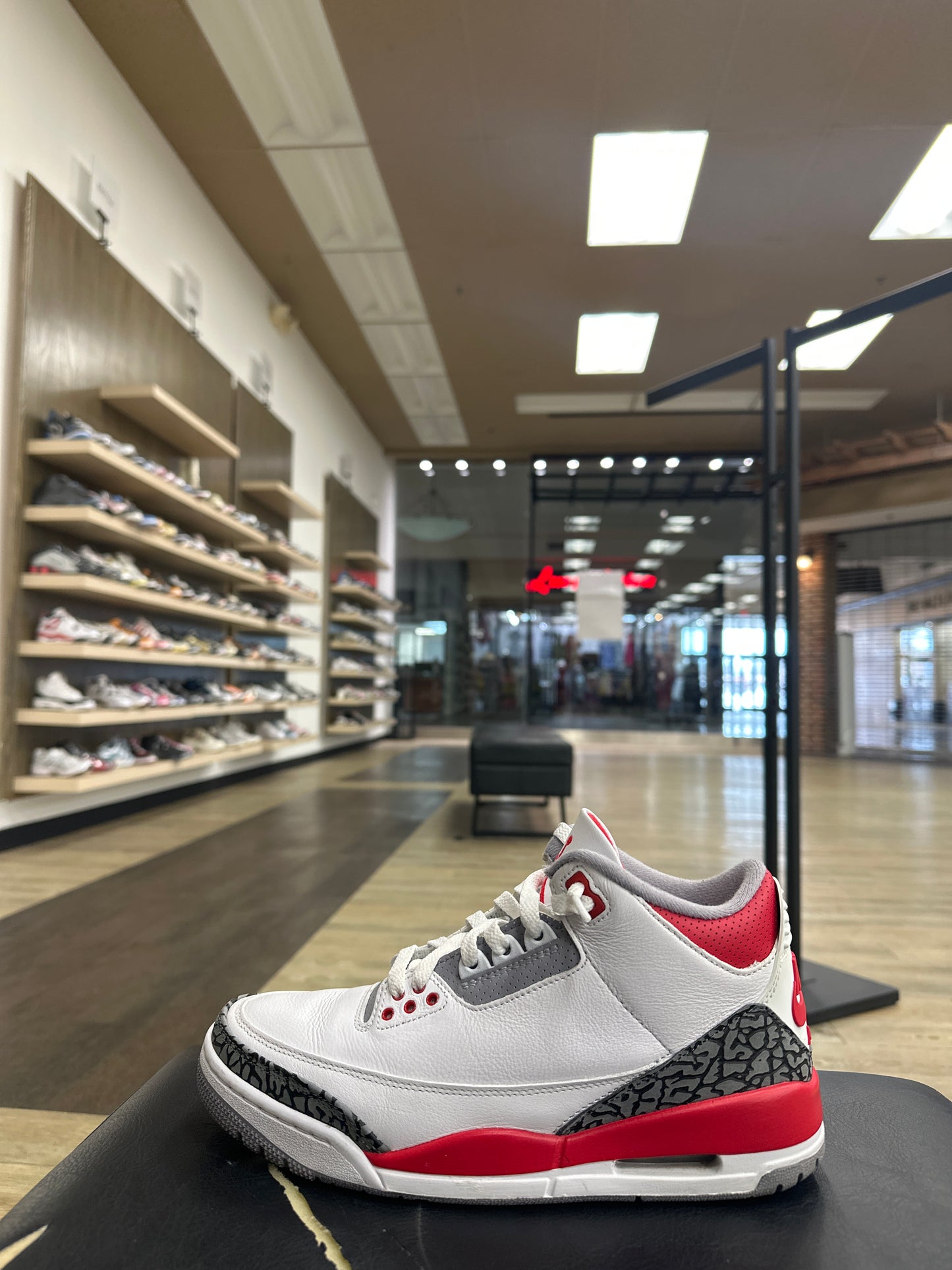 Jordan 3 Fire Red Used