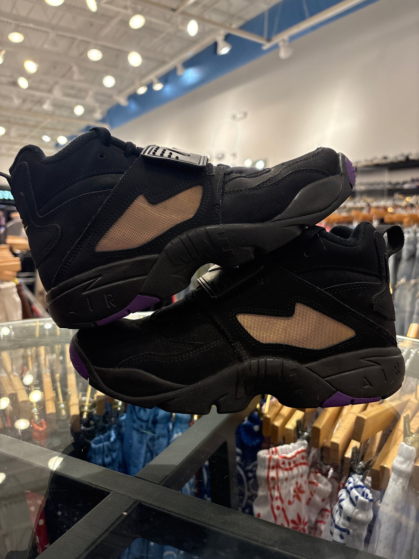 Nike Air Diamon Turf Ravens USED NO BOX
