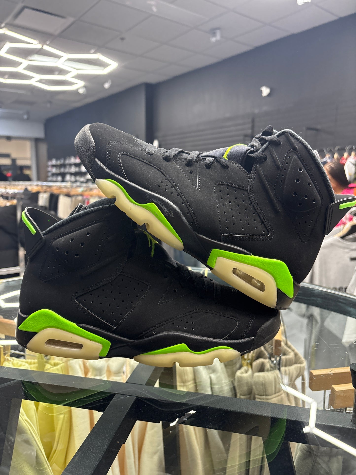Jordan 6 Electric Green USED NO BOX