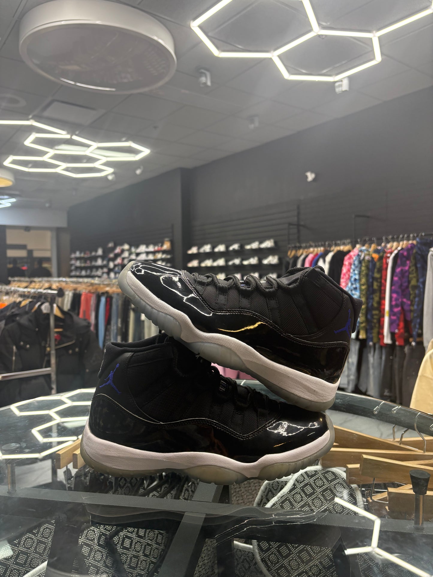 Jordan 11 Space Jam (2016) USED W BOX