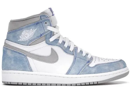 Jordan 1 Hyper Royal