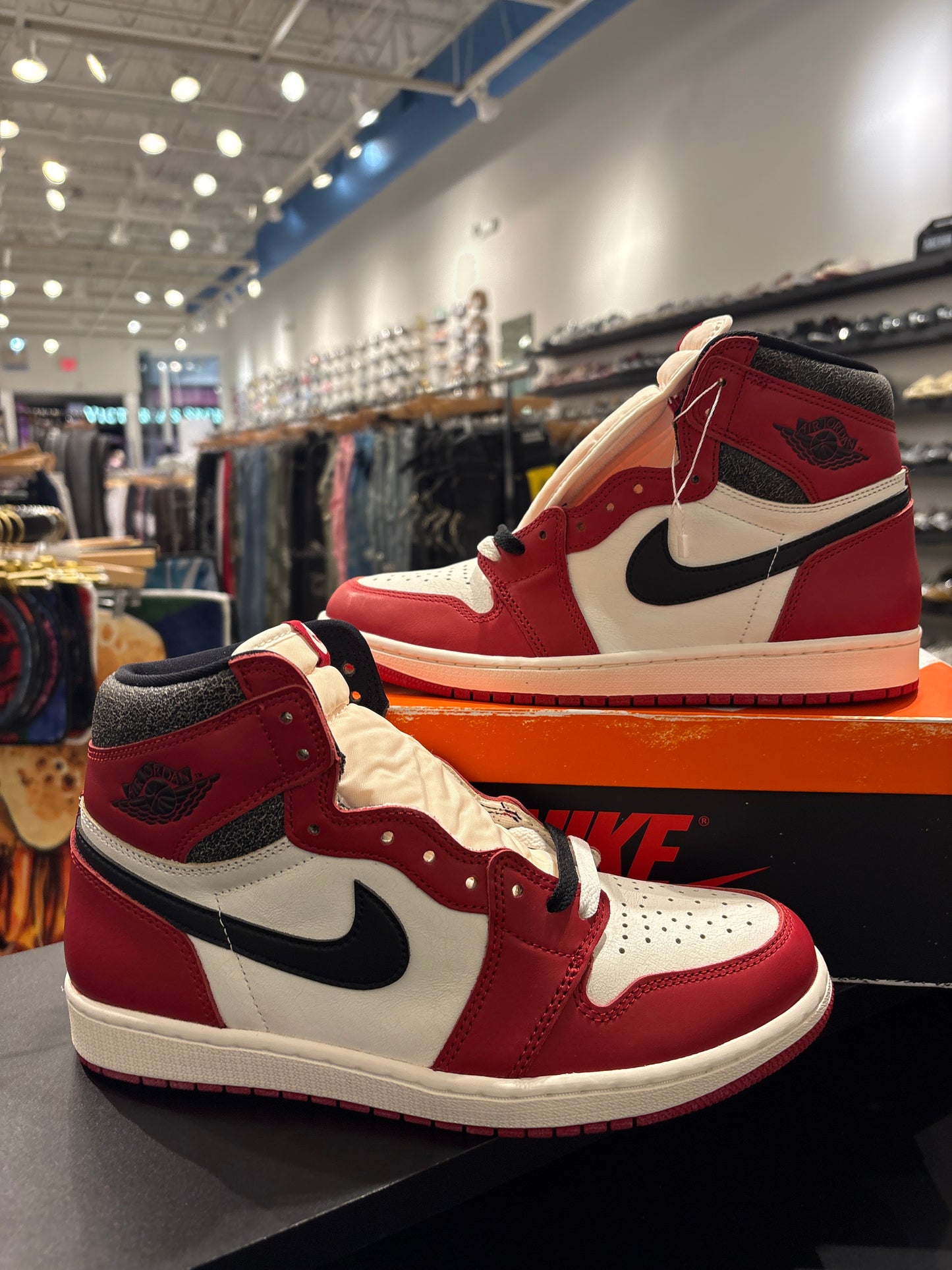 Jordan 1 Lost & Found Brand New With Defect Left Foot is Size 10 Right Foot Is Size 10.5