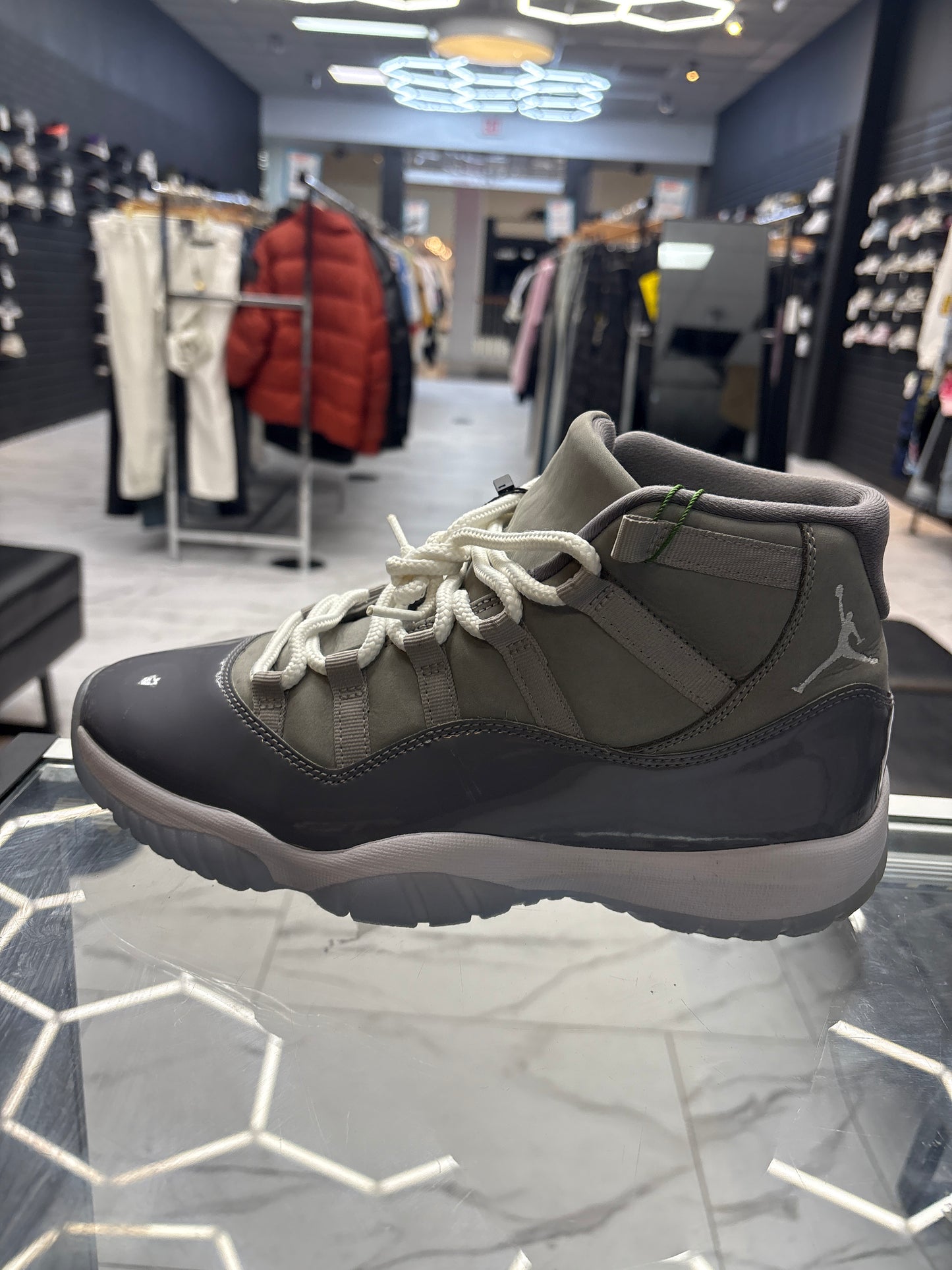 Jordan 11 Cool Grey USED WITH BOX