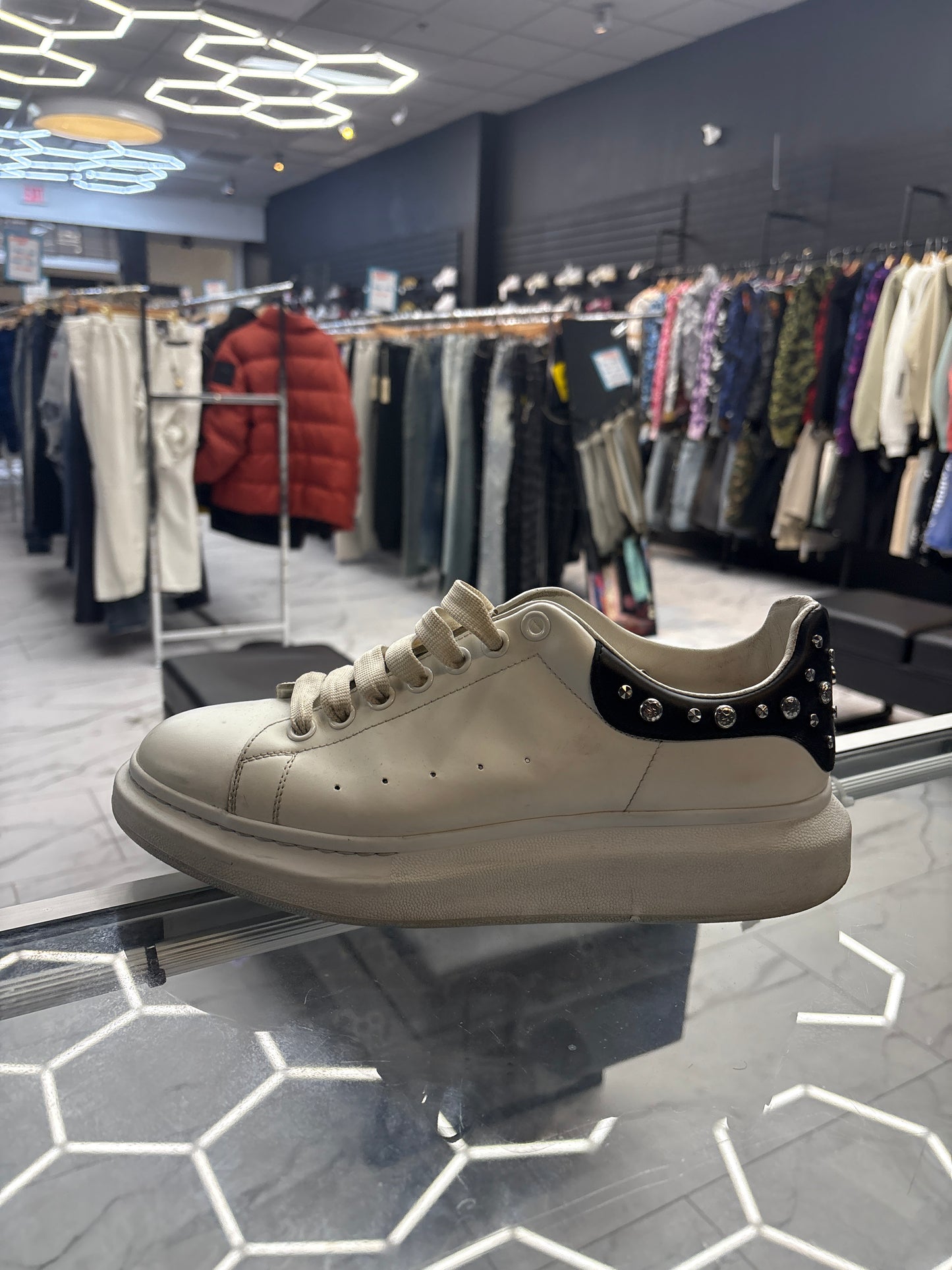 Alexander McQueen White Leather Black USED