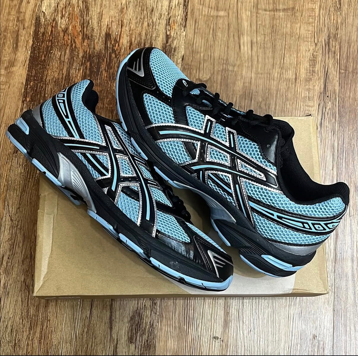 asics mist blue pre-owned