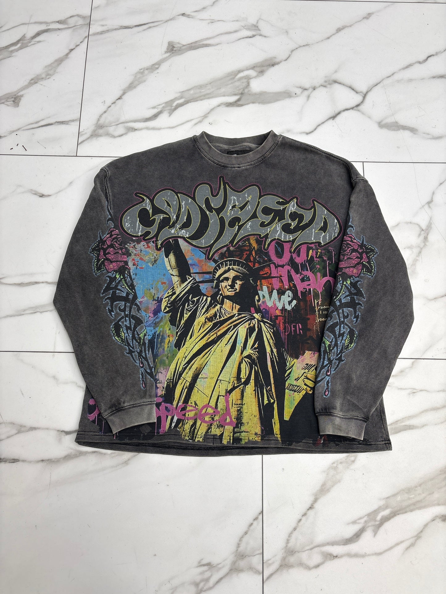 Godspeed NYC Statue of Liberty Grey Thermal Long sleeve USED