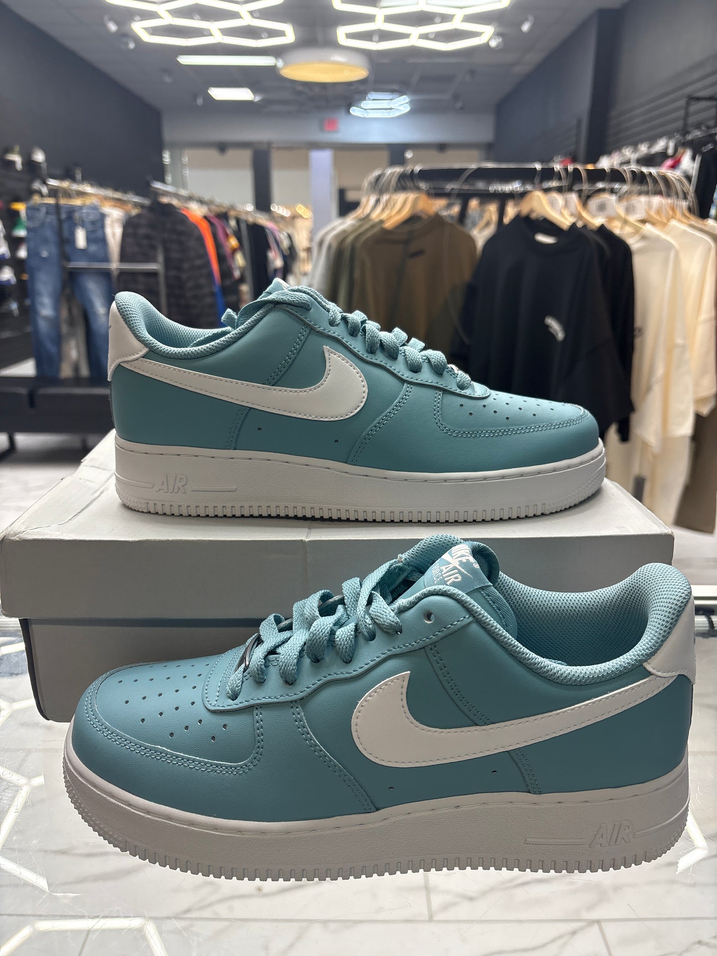 Air Force 1 ‘07 Teal Blue USED W BOX