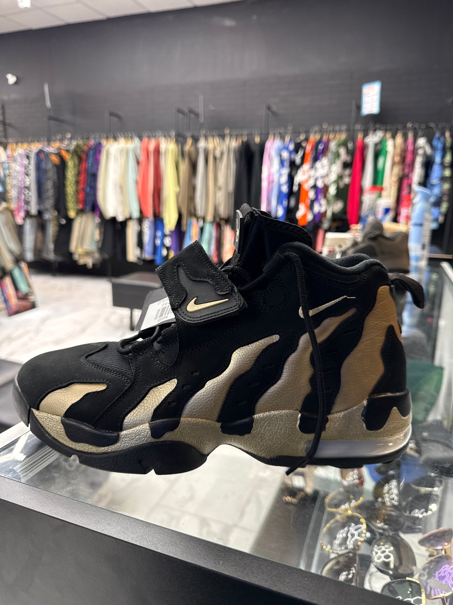 DT Max 96 Black And Gold USED