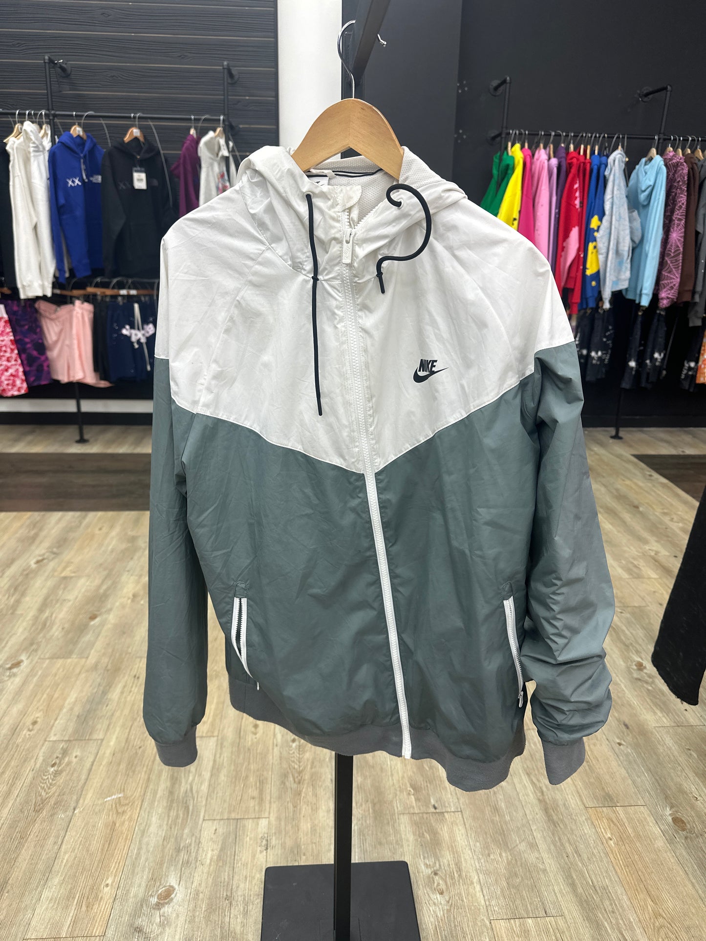 White grey Nike jacket pre-owned