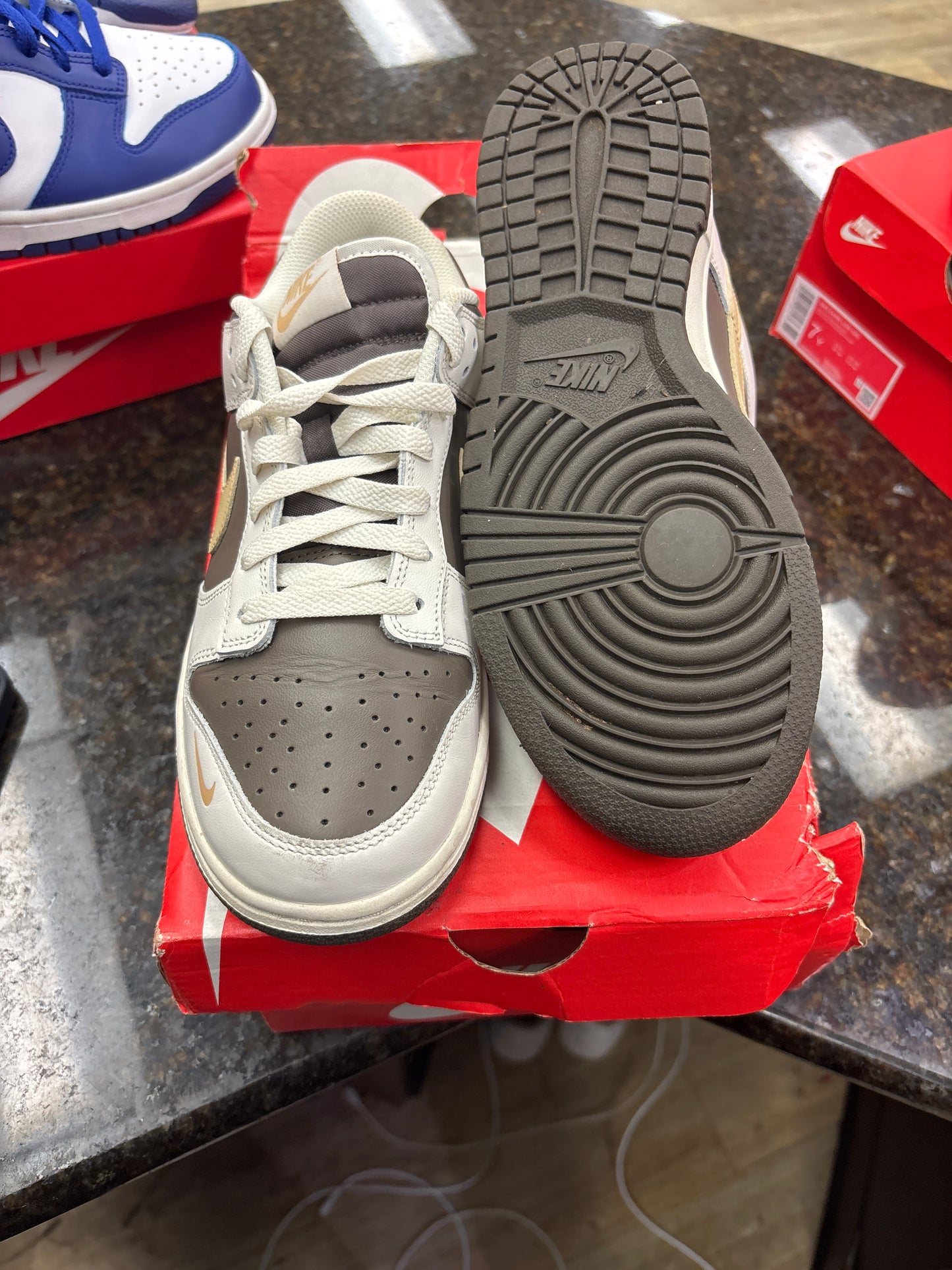 Dunk low Ironstone sesame PREOWNED WITH BOX
