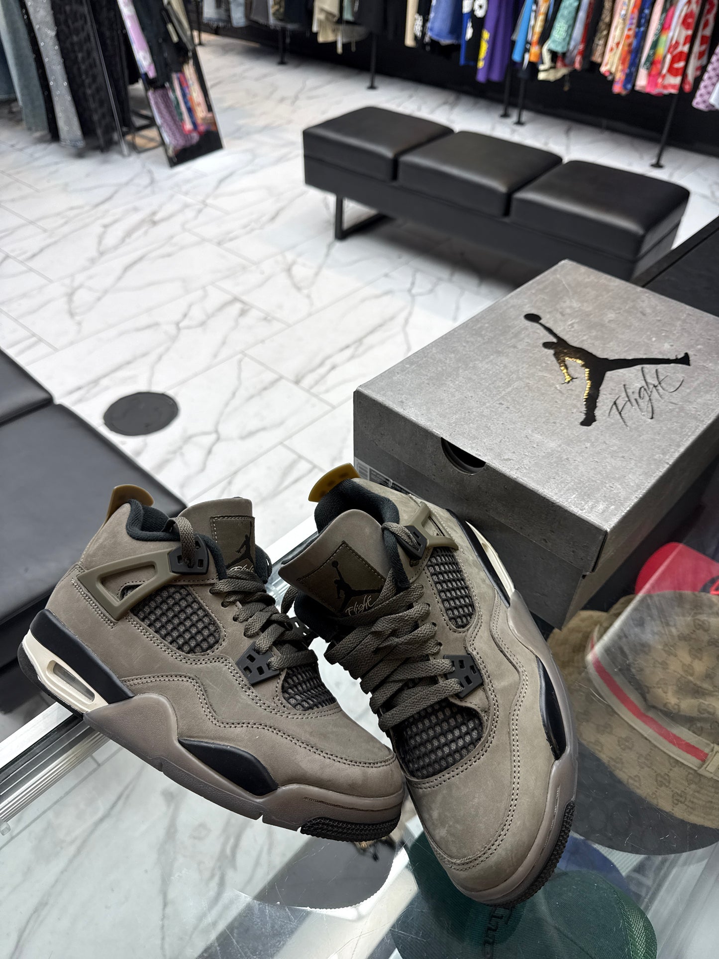 Jordan 4 cave stones USED w box