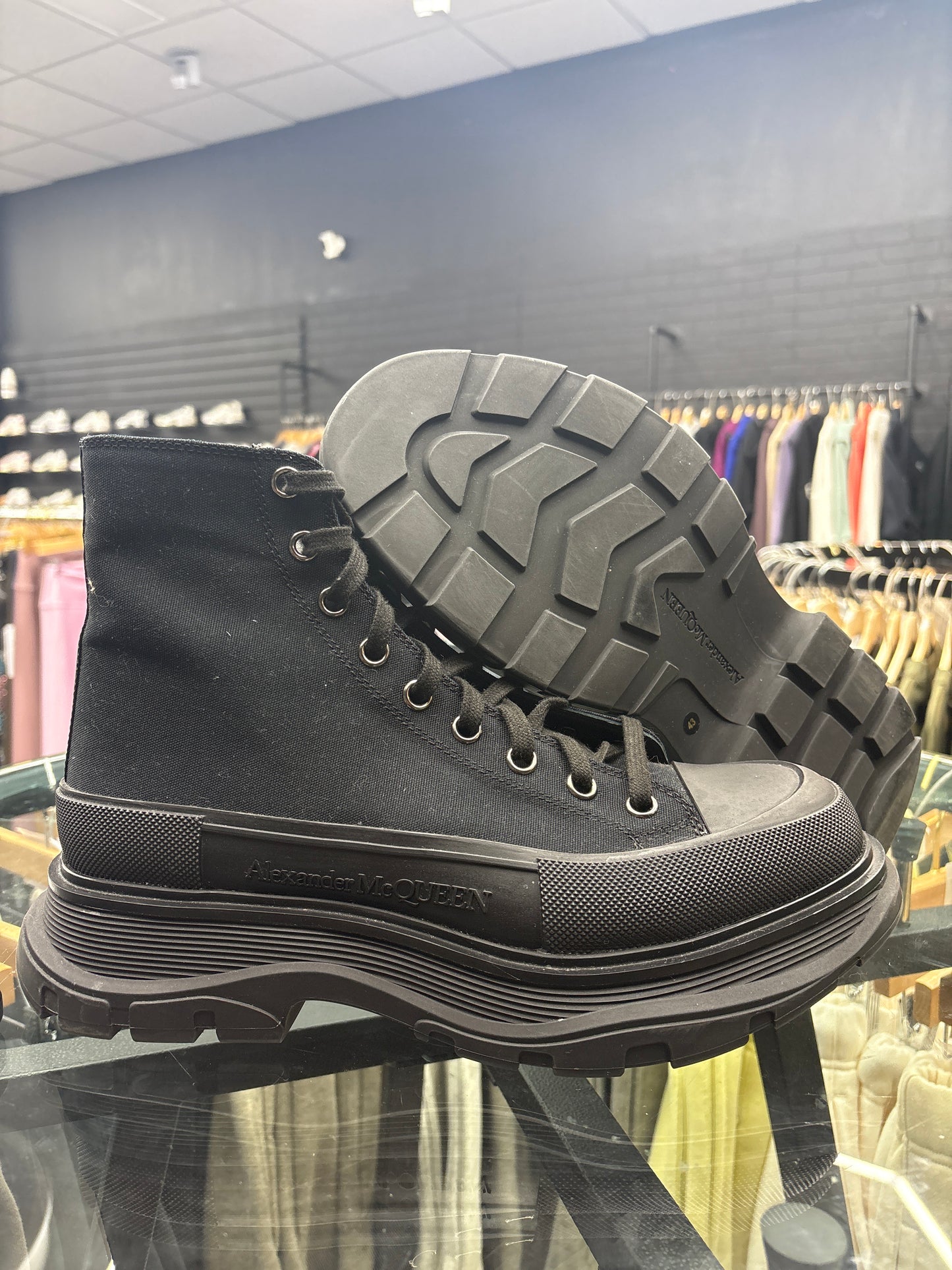 Alexander McQueen Slick Boot ‘Black’ PRE-OWNED NO BOX