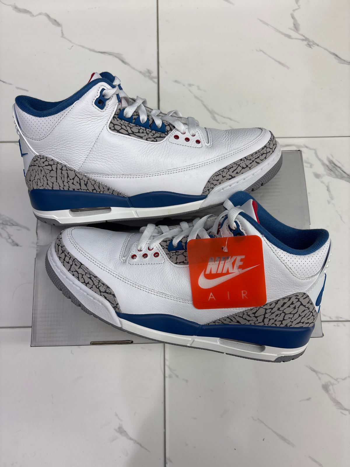 Jordan 3 True Blue USED W BOX