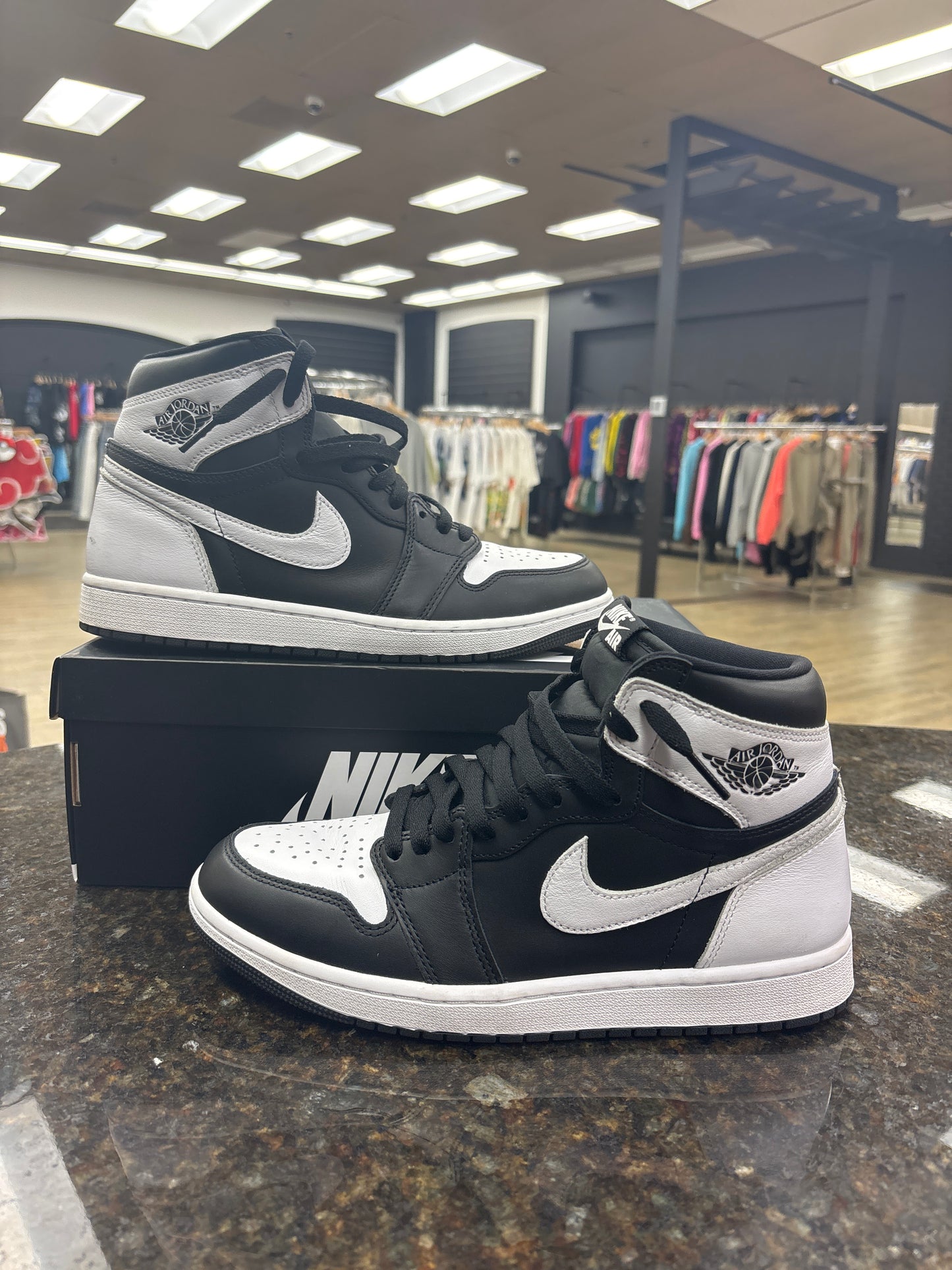 Jordan 1 high black and white used