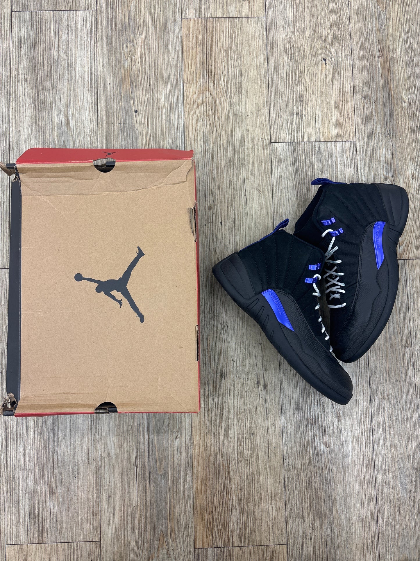 Jordan 12 ‘Dark Concord’ USED WITH BOX