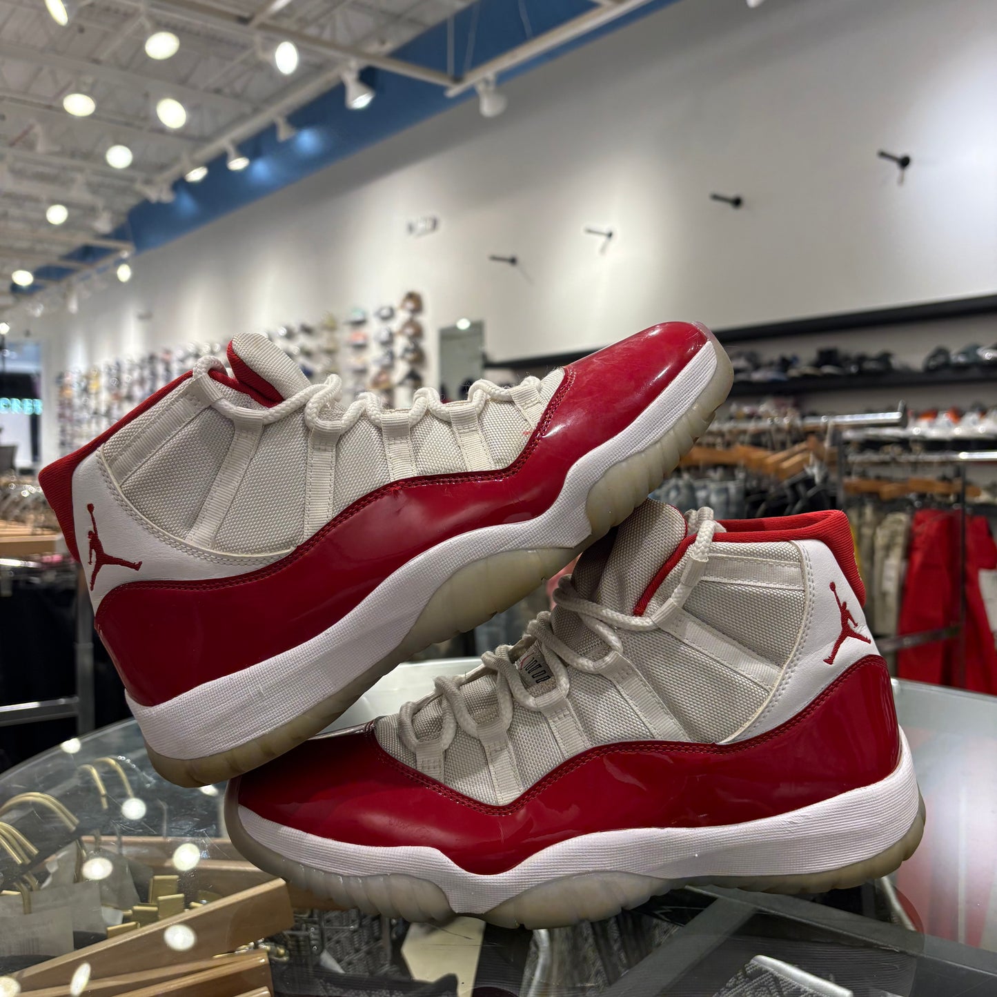 Jordan 11 Cherry USED NO BOX