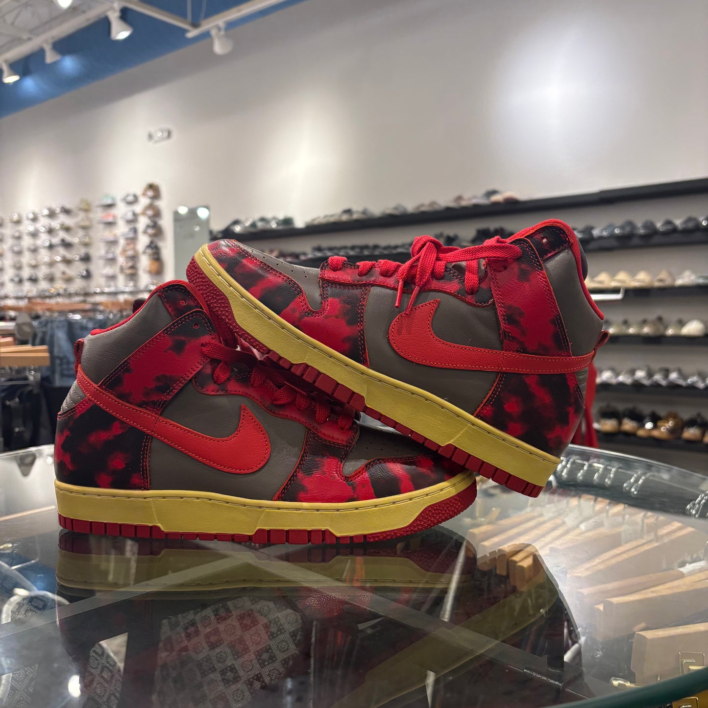 Brand New Nike Dunk High ”Red Acid Wash”