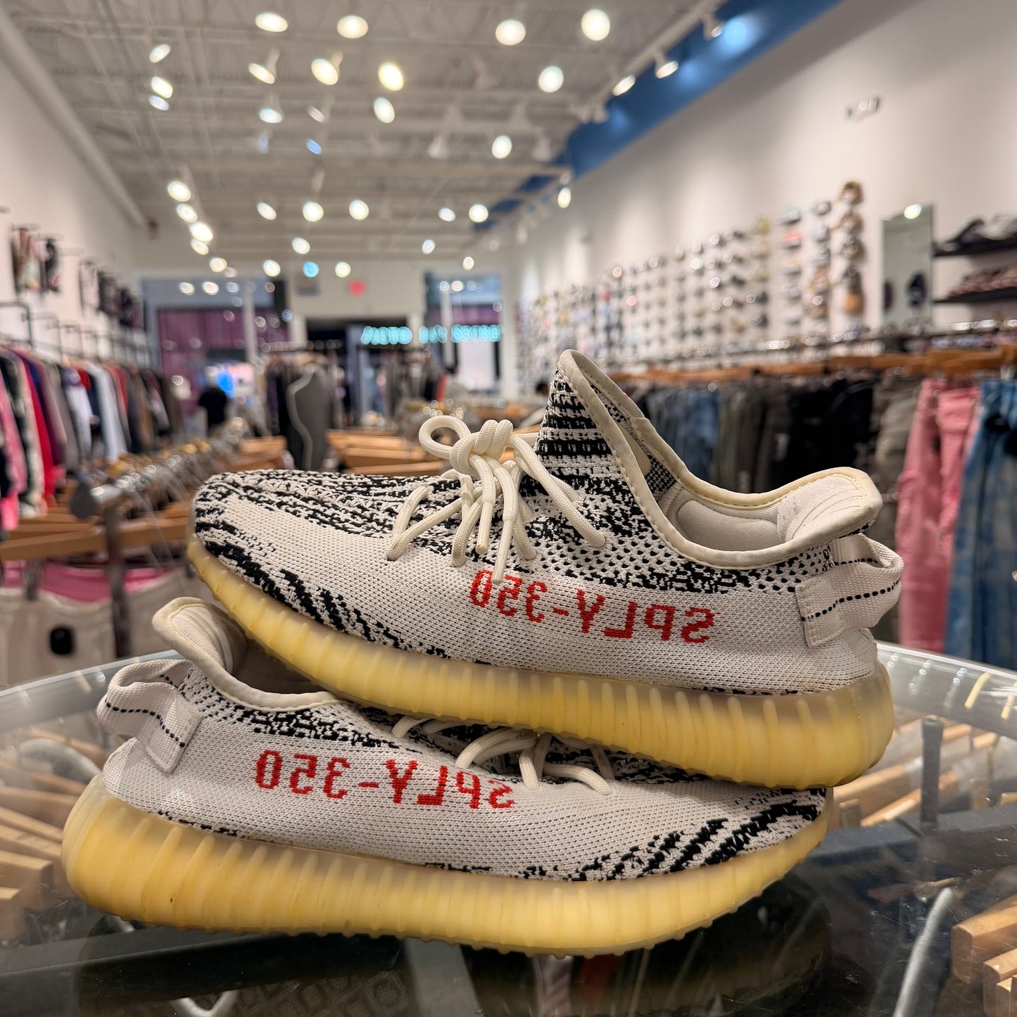 Yeezy 350 V2 Zebras USED NO BOX