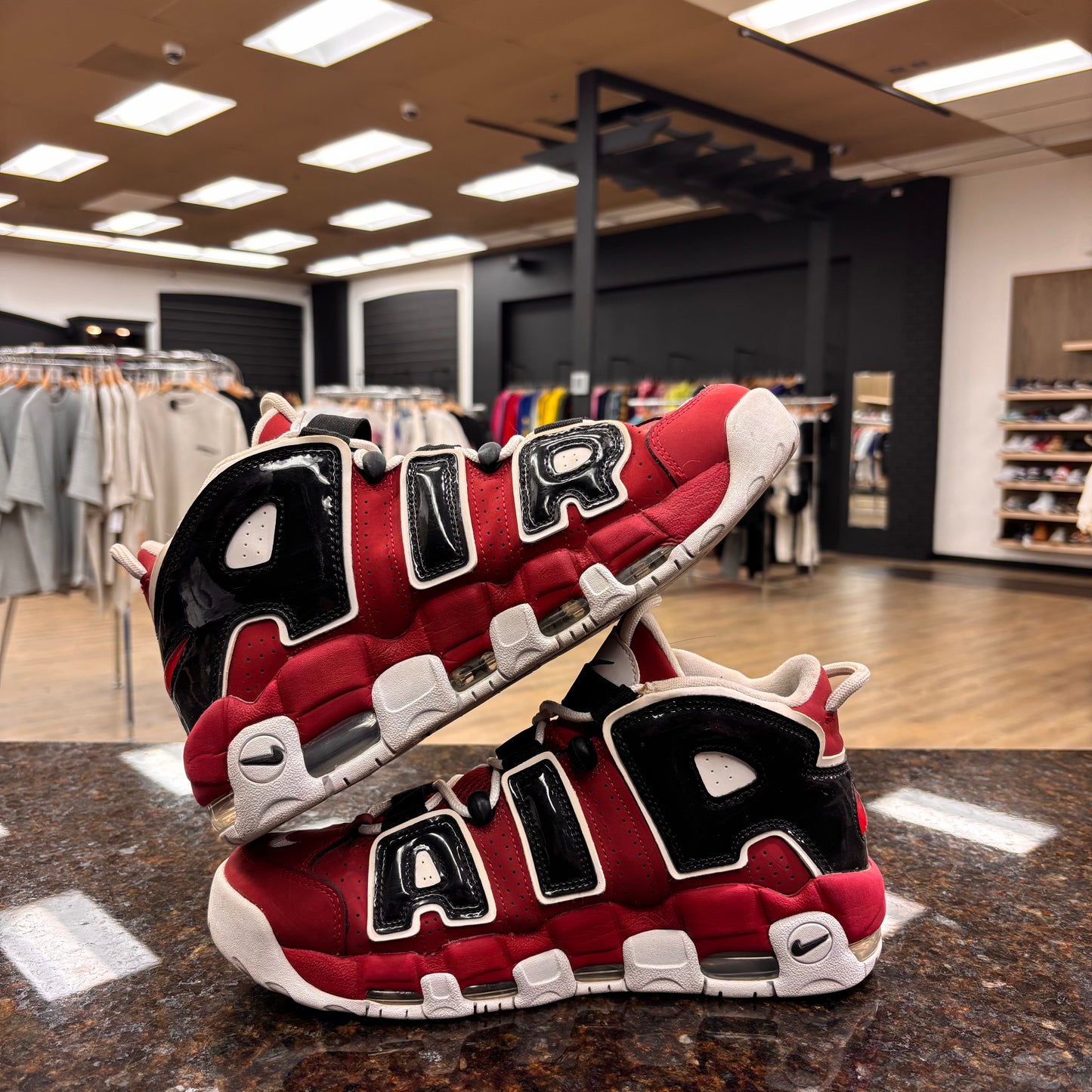Nike Uptempo Bulls USED NO BOX
