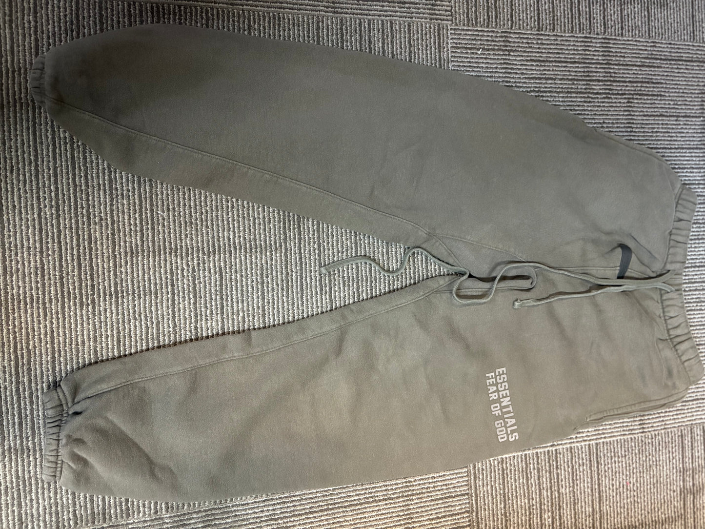 Essential sweats size small