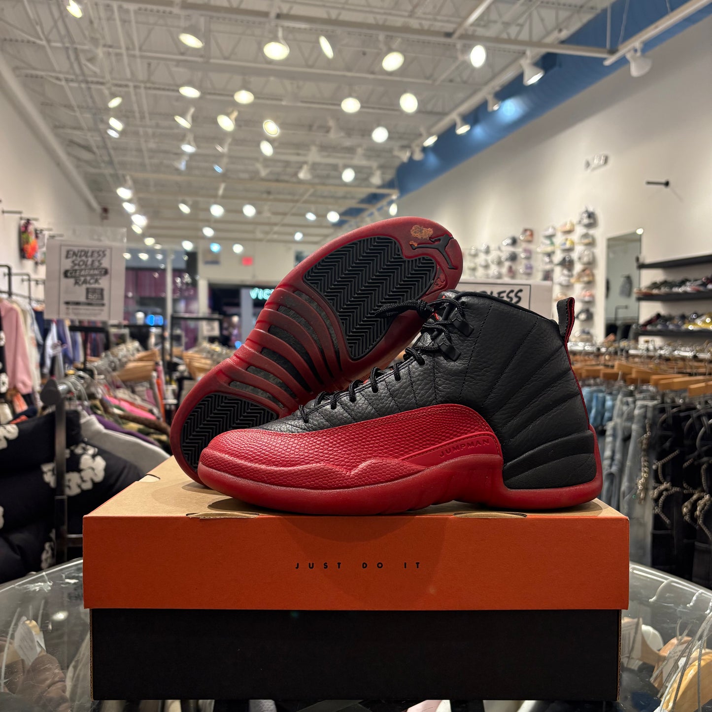 Jordan 12 Flu Game USED W BOX