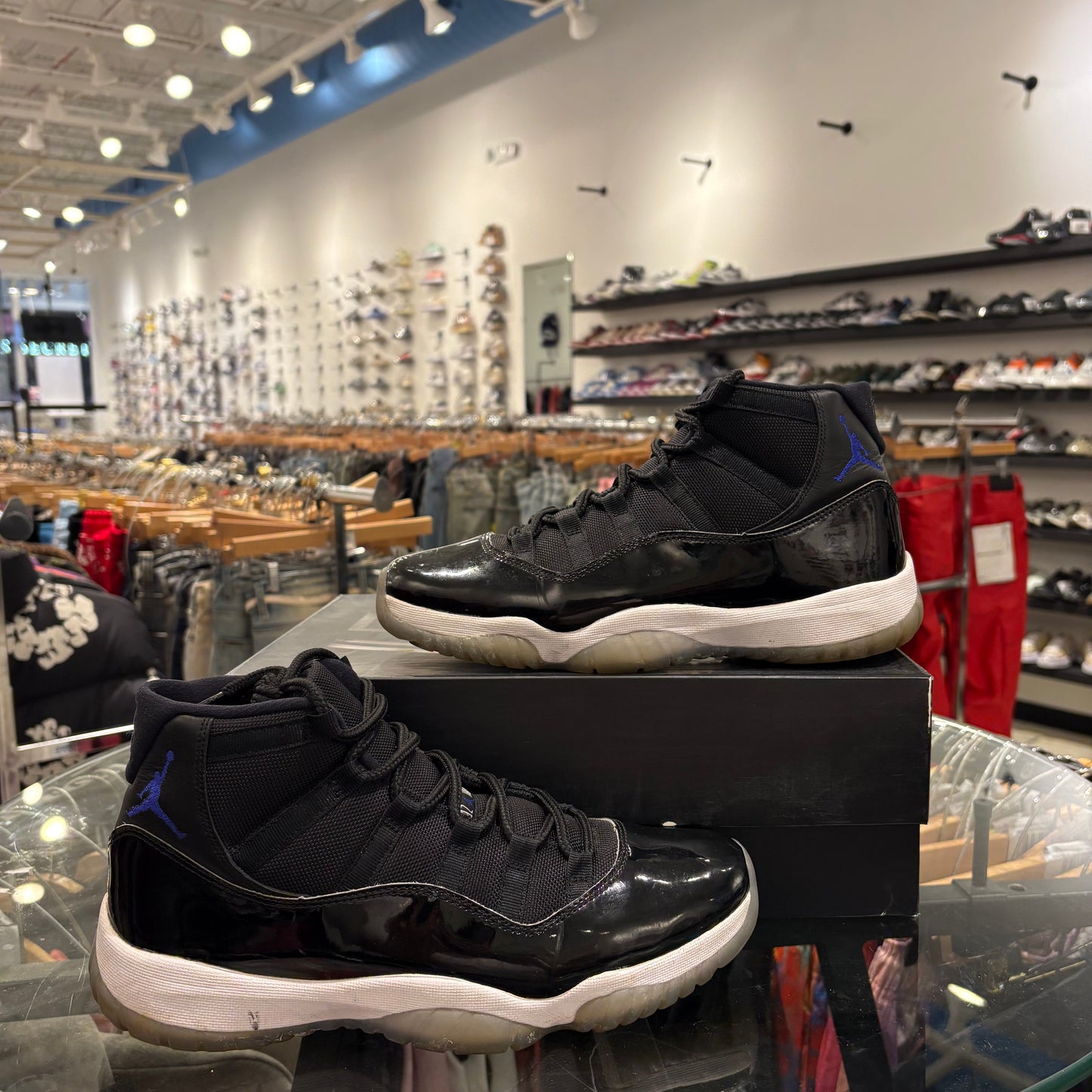 Jordan 11 Space Jam (2016 Pair) USED W BOX