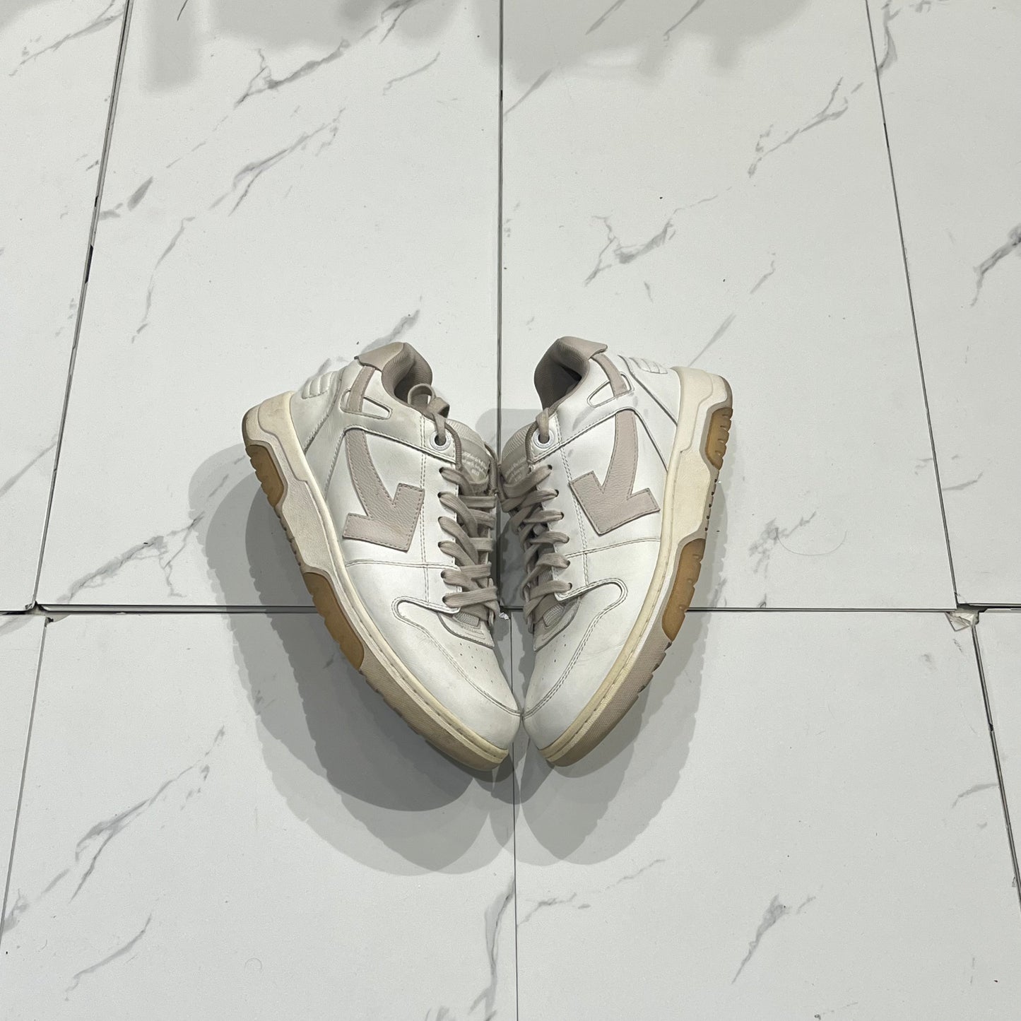 Off White ‘Out Of Office’ USED NO BOX