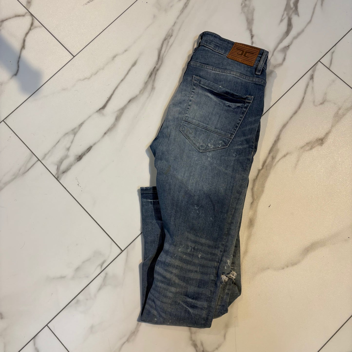 Legacy Jeans w paint