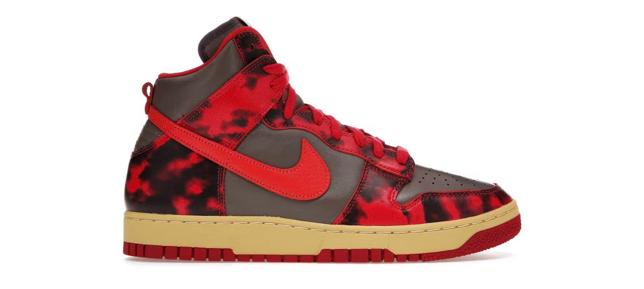 Brand New Nike Dunk High ”Red Acid Wash”