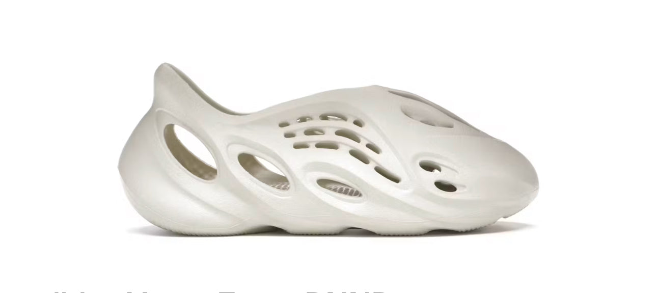 Yeezy Sand Foam Runner