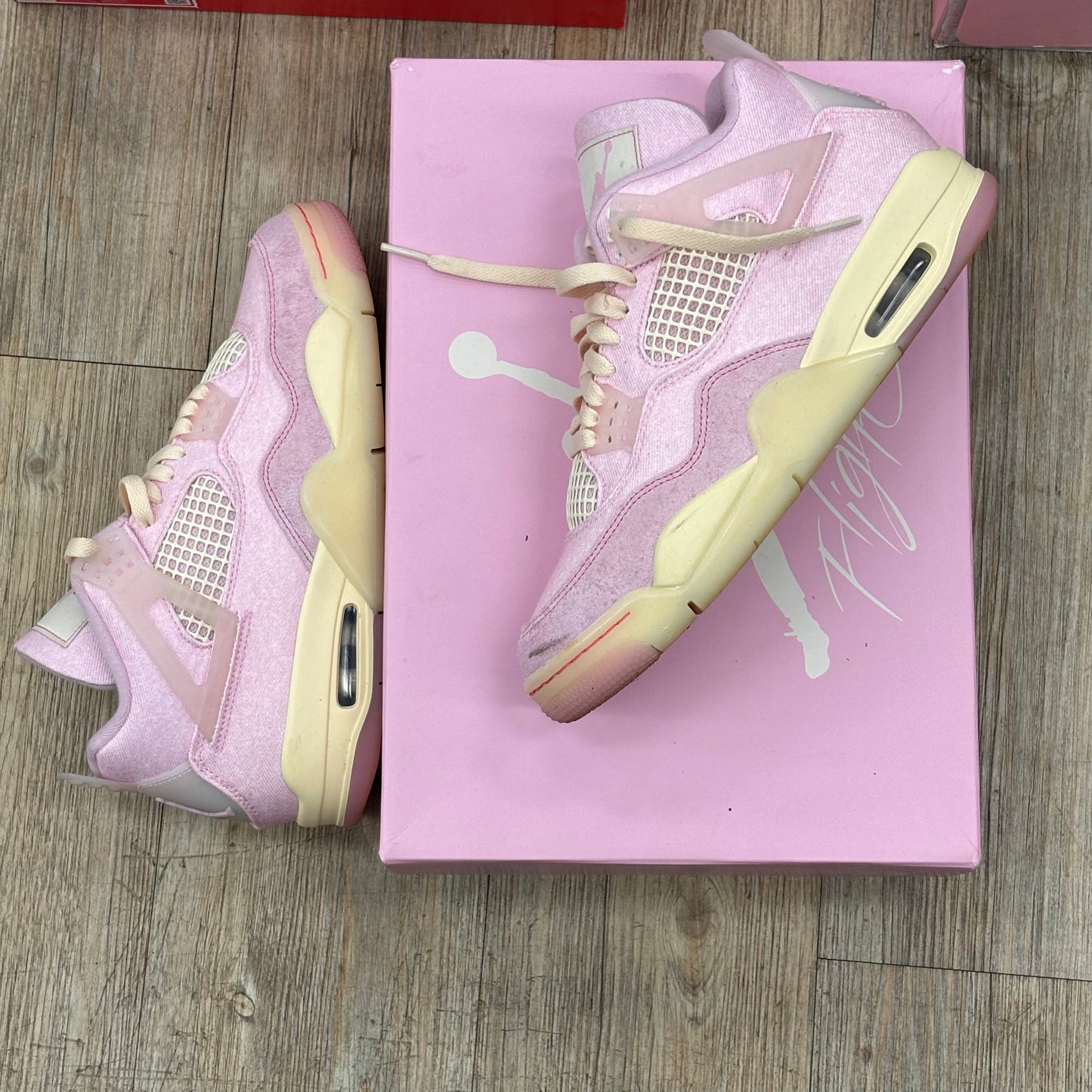 Jordan 4 iced Carmine preowned with box