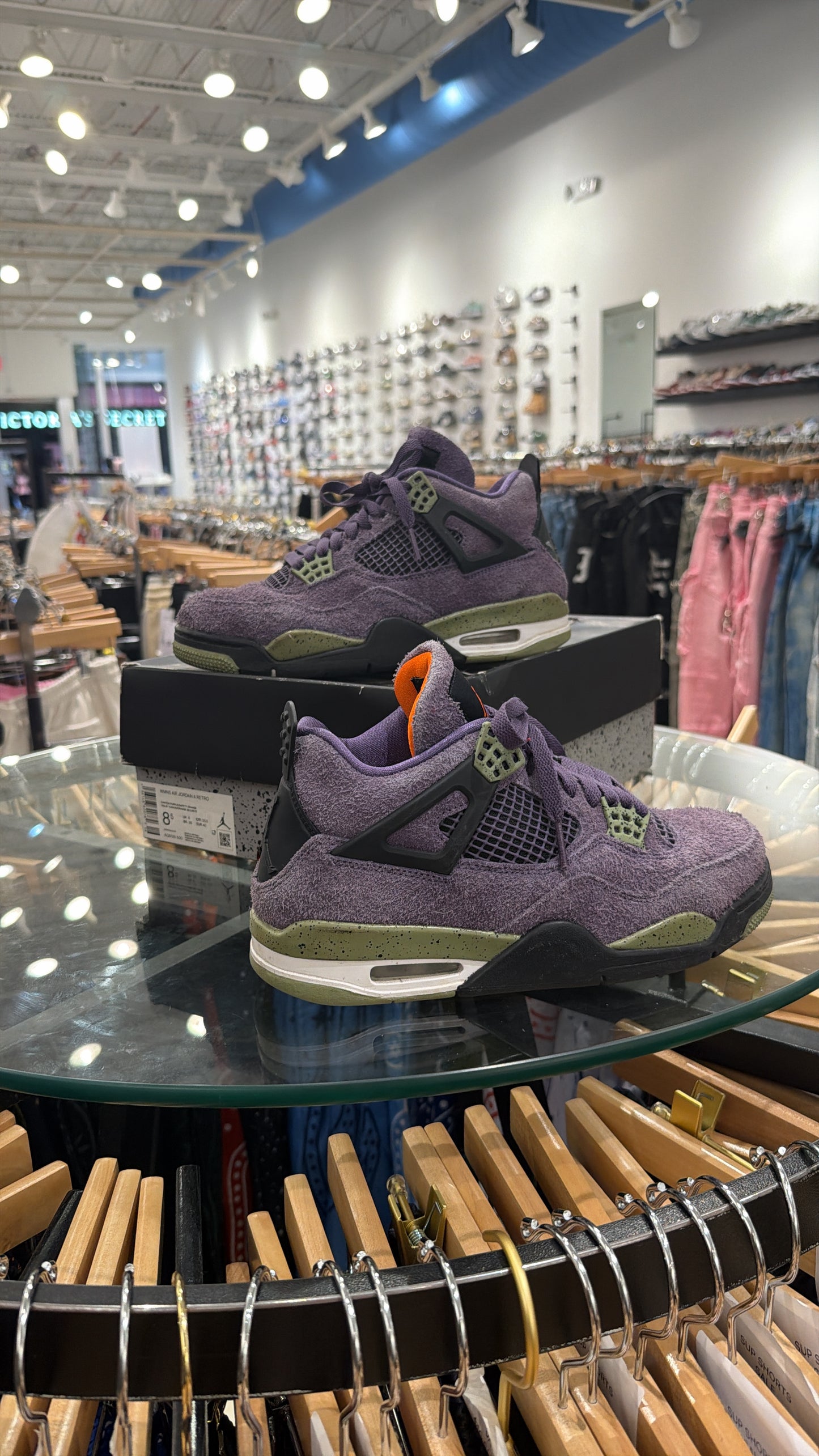 Jordan 4 Retro Canyon Purple USED W BOX
