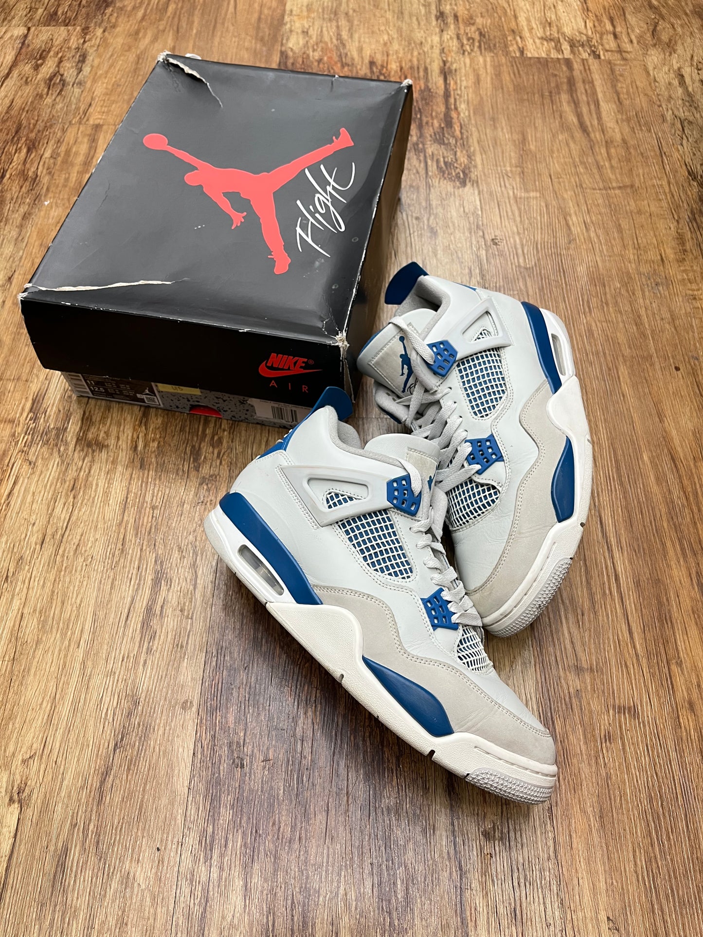Jordan 4 ‘Military Blue’ USED W BOX