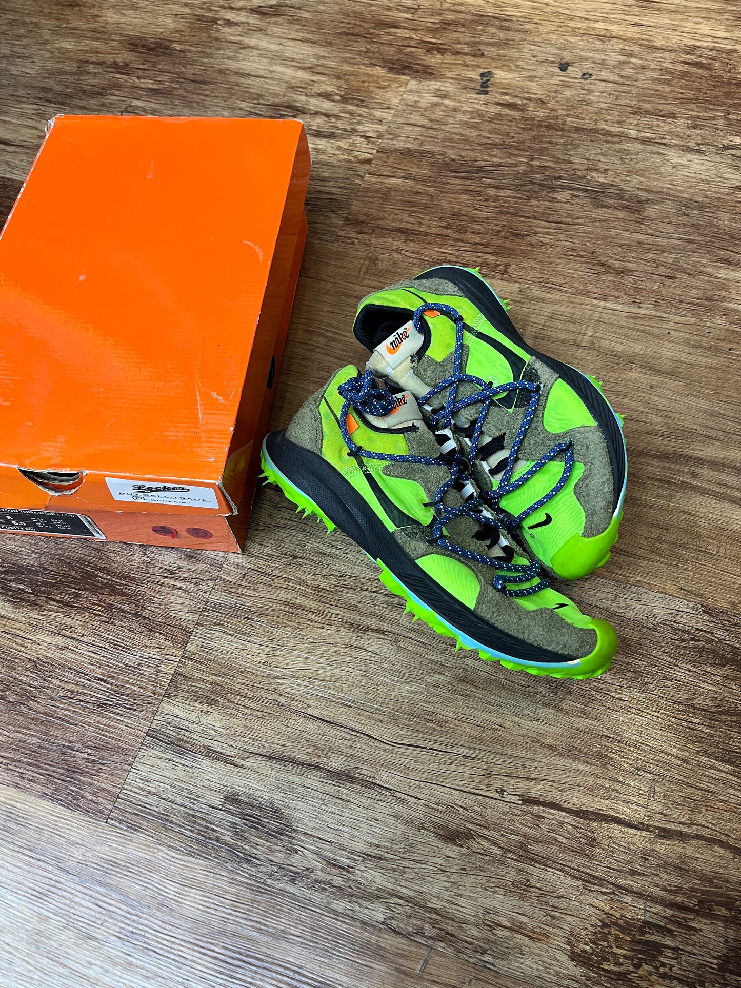 Nike Zoom Terra Kiger 5 OFF-WHITE Electric Green pre-owned