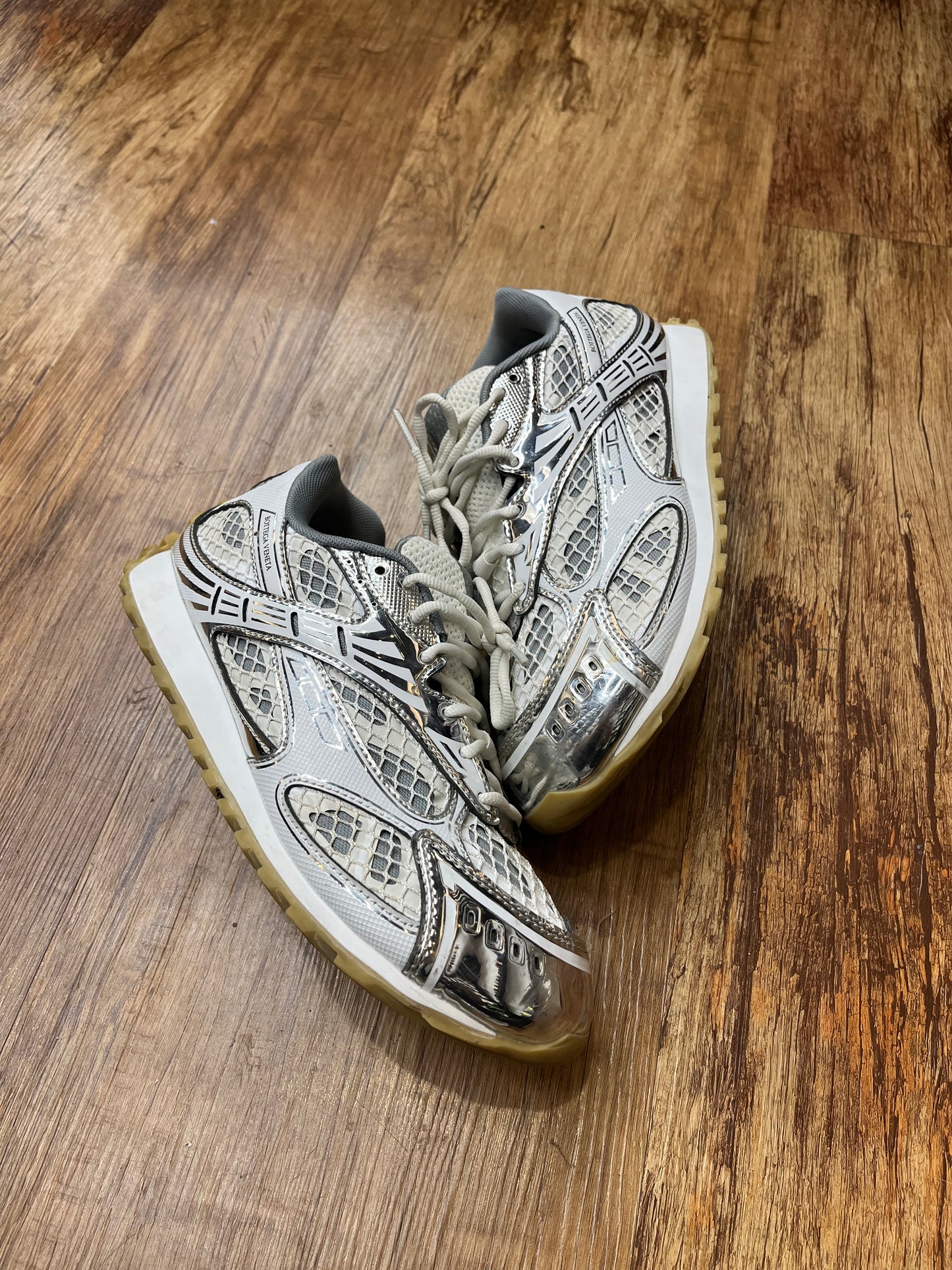Bottega veneta sliver pre-owned