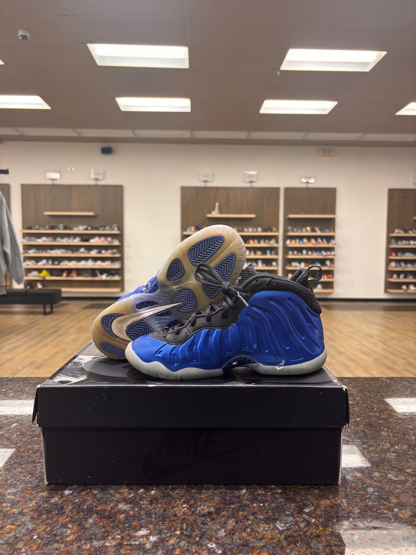 Nike Foamposite ‘Royal Blue’ USED W BOX NO INSOLE