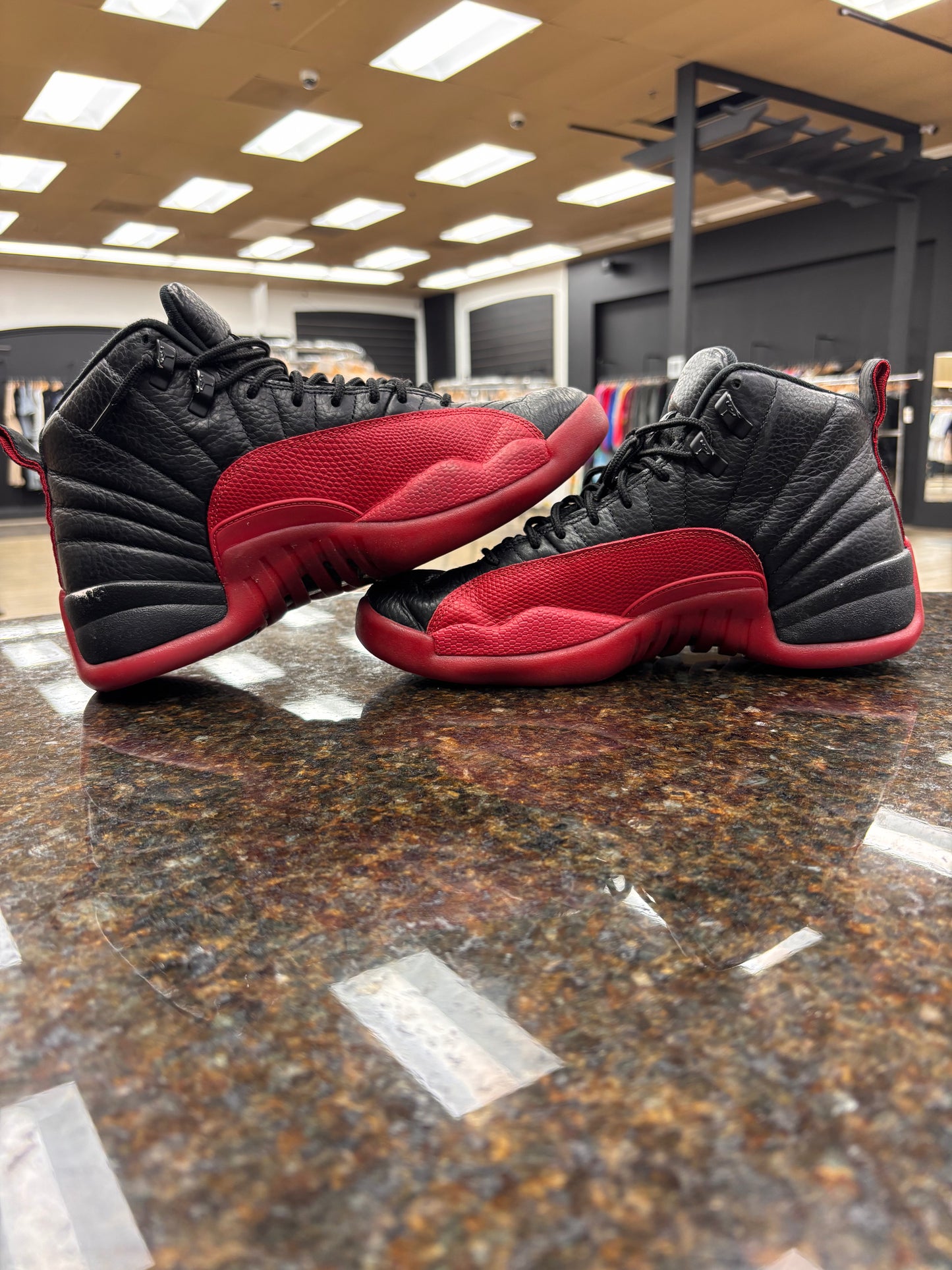 Used Jordan 12 flu games no box