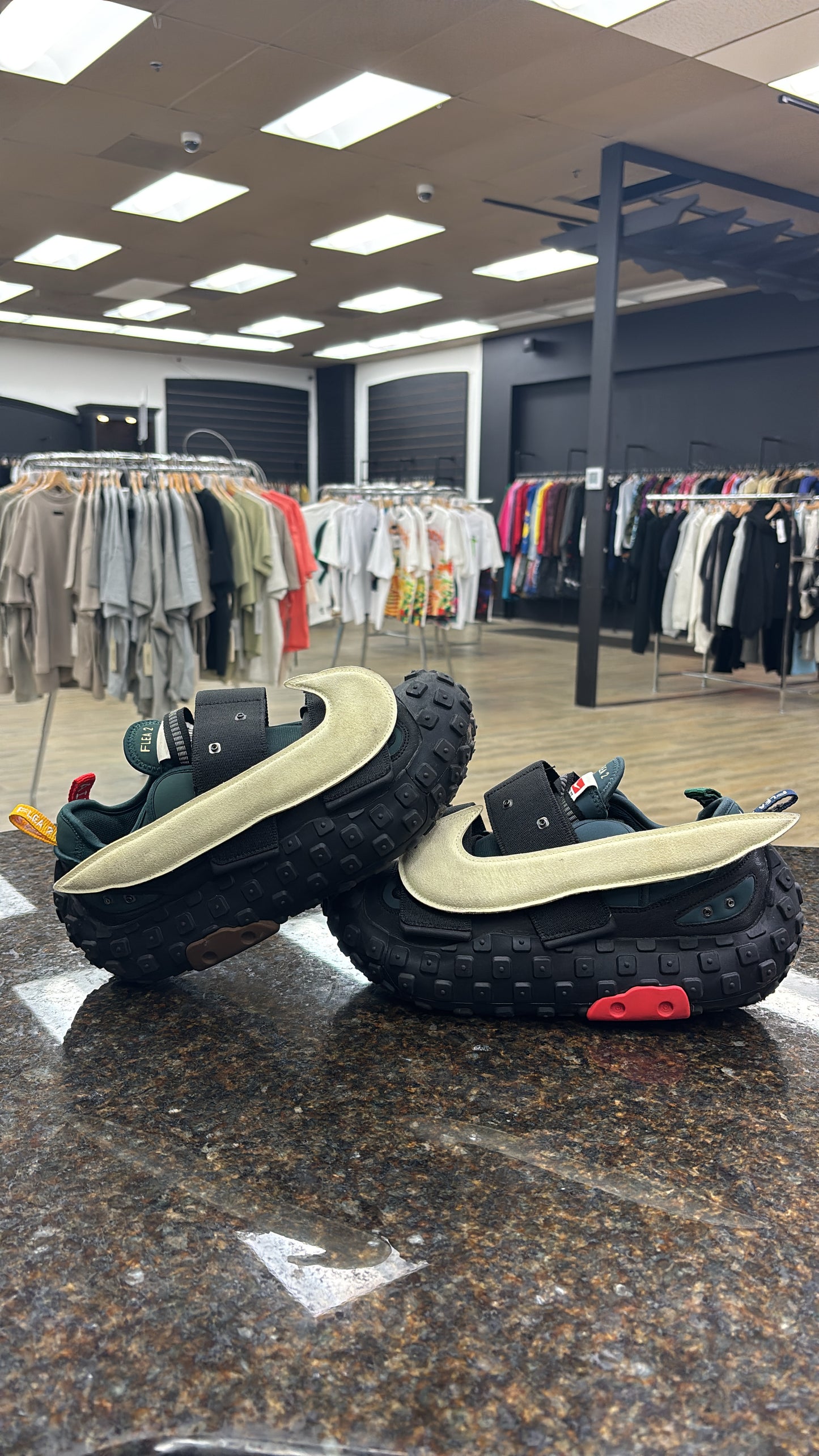 Nike Air Flea ‘Faded Spruce’ USED NO BOX