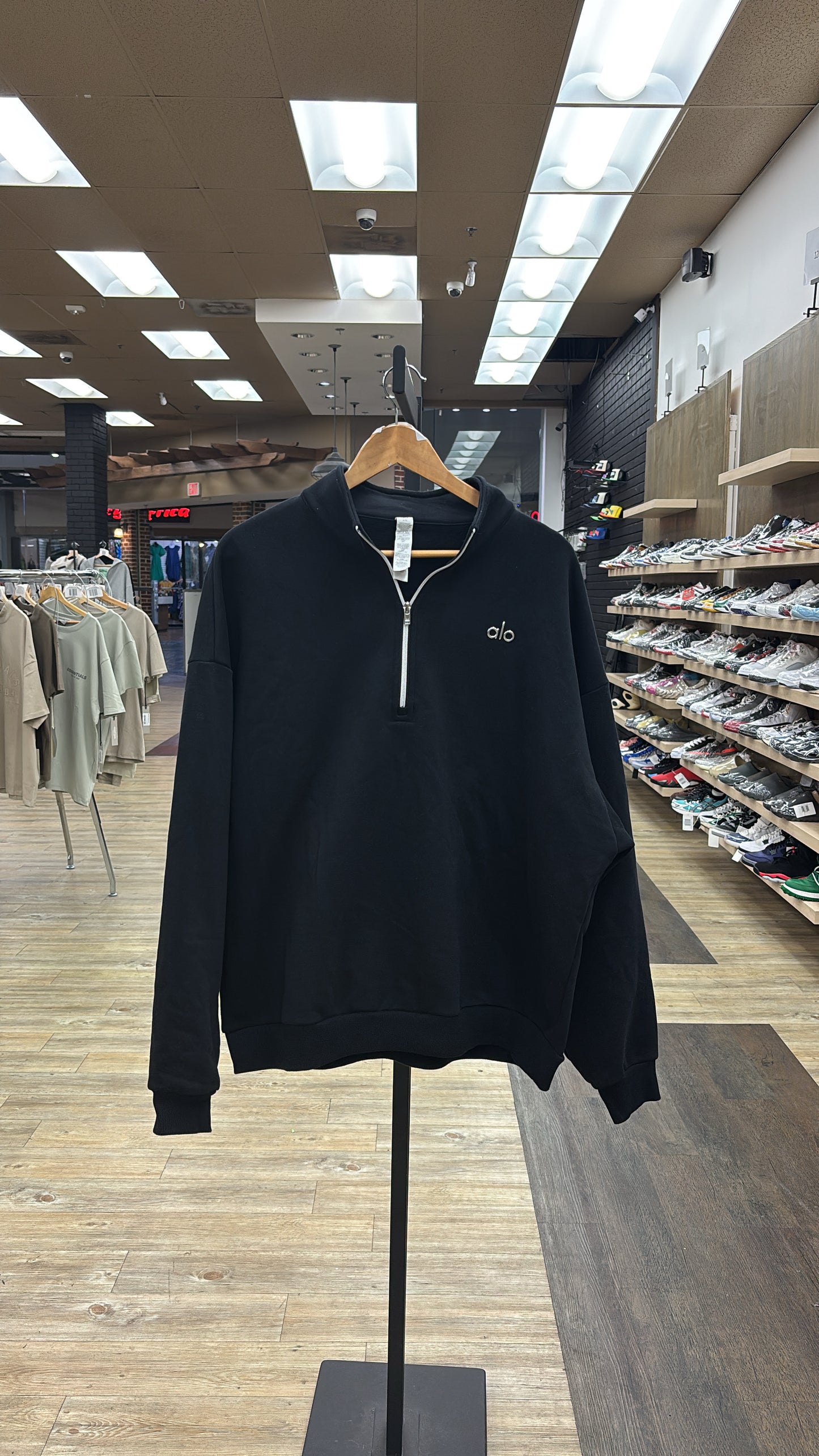 Alo Quarter Zip USED